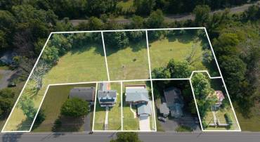 1329 E MAIN ST, WAYNESBORO, Virginia 22980, 9 Bedrooms Bedrooms, ,4 BathroomsBathrooms,Residential,1329 E MAIN ST,681018 MLS # 681018