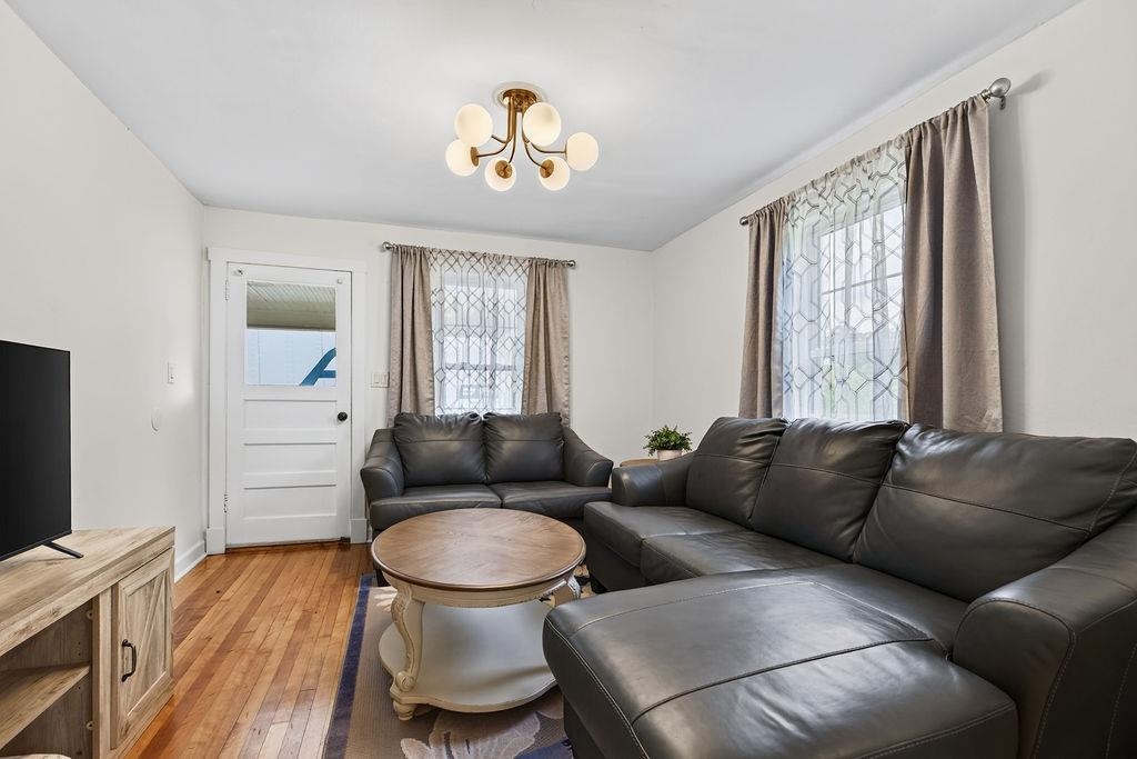 197 WHISKEY CREEK RD, CHURCHVILLE, Virginia 24421, 2 Bedrooms Bedrooms, ,1 BathroomBathrooms,Residential,197 WHISKEY CREEK RD,681023 MLS # 681023 197 WHISKEY CREEK RD, CHURCHVILLE, Virginia 24421, 2 Bedrooms Bedrooms, ,1 BathroomBathrooms,Residential,197 WHISKEY CREEK RD,681023 MLS # 681023
