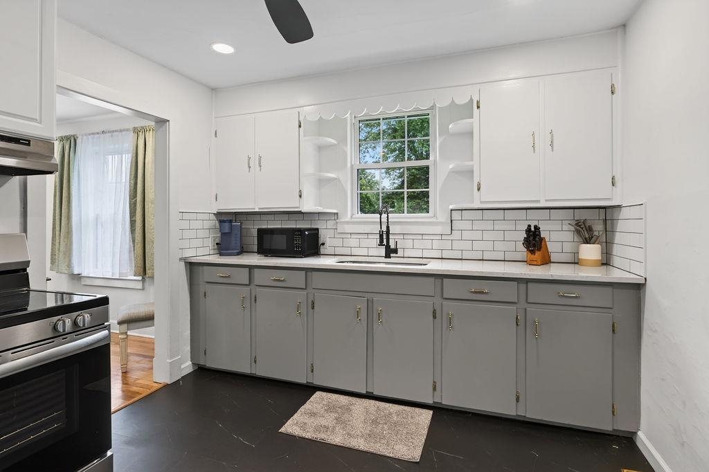 197 WHISKEY CREEK RD, CHURCHVILLE, Virginia 24421, 2 Bedrooms Bedrooms, ,1 BathroomBathrooms,Residential,197 WHISKEY CREEK RD,681023 MLS # 681023 197 WHISKEY CREEK RD, CHURCHVILLE, Virginia 24421, 2 Bedrooms Bedrooms, ,1 BathroomBathrooms,Residential,197 WHISKEY CREEK RD,681023 MLS # 681023