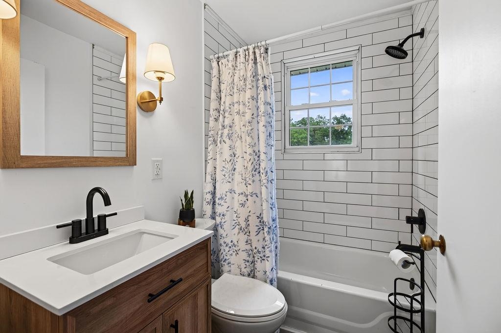 197 WHISKEY CREEK RD, CHURCHVILLE, Virginia 24421, 2 Bedrooms Bedrooms, ,1 BathroomBathrooms,Residential,197 WHISKEY CREEK RD,681023 MLS # 681023 197 WHISKEY CREEK RD, CHURCHVILLE, Virginia 24421, 2 Bedrooms Bedrooms, ,1 BathroomBathrooms,Residential,197 WHISKEY CREEK RD,681023 MLS # 681023