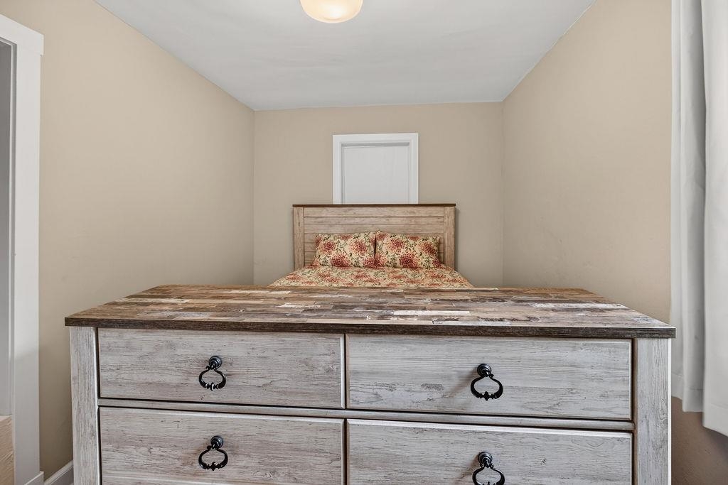 197 WHISKEY CREEK RD, CHURCHVILLE, Virginia 24421, 2 Bedrooms Bedrooms, ,1 BathroomBathrooms,Residential,197 WHISKEY CREEK RD,681023 MLS # 681023 197 WHISKEY CREEK RD, CHURCHVILLE, Virginia 24421, 2 Bedrooms Bedrooms, ,1 BathroomBathrooms,Residential,197 WHISKEY CREEK RD,681023 MLS # 681023