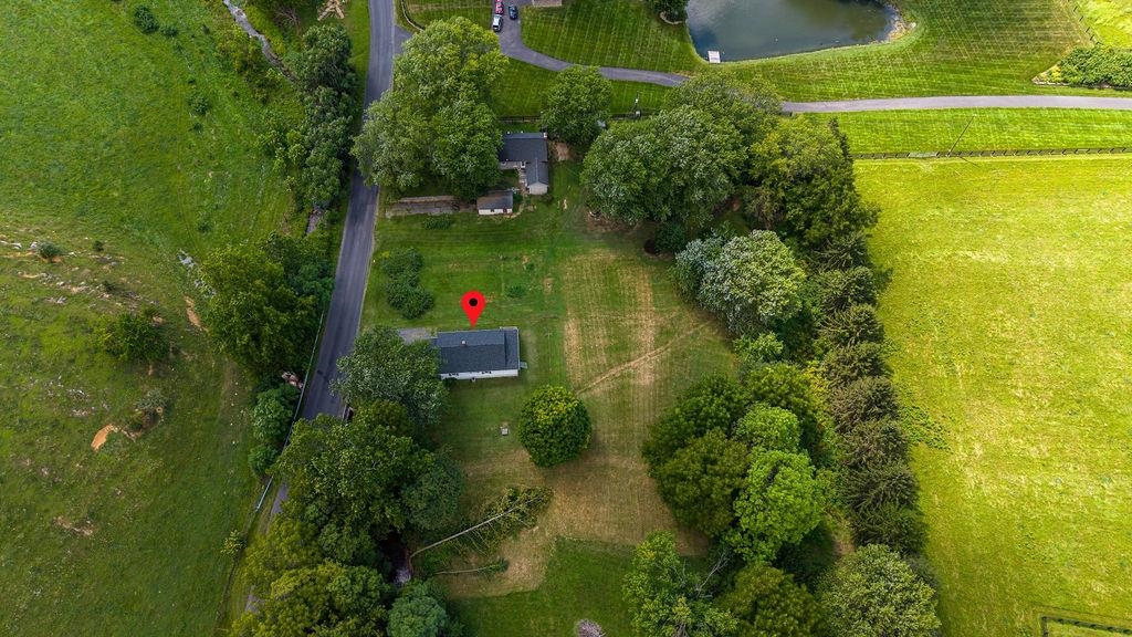 197 WHISKEY CREEK RD, CHURCHVILLE, Virginia 24421, 2 Bedrooms Bedrooms, ,1 BathroomBathrooms,Residential,197 WHISKEY CREEK RD,681023 MLS # 681023 197 WHISKEY CREEK RD, CHURCHVILLE, Virginia 24421, 2 Bedrooms Bedrooms, ,1 BathroomBathrooms,Residential,197 WHISKEY CREEK RD,681023 MLS # 681023