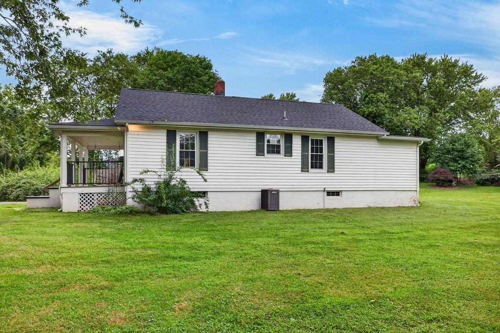 197 WHISKEY CREEK RD, CHURCHVILLE, Virginia 24421, 2 Bedrooms Bedrooms, ,1 BathroomBathrooms,Residential,197 WHISKEY CREEK RD,681023 MLS # 681023 197 WHISKEY CREEK RD, CHURCHVILLE, Virginia 24421, 2 Bedrooms Bedrooms, ,1 BathroomBathrooms,Residential,197 WHISKEY CREEK RD,681023 MLS # 681023