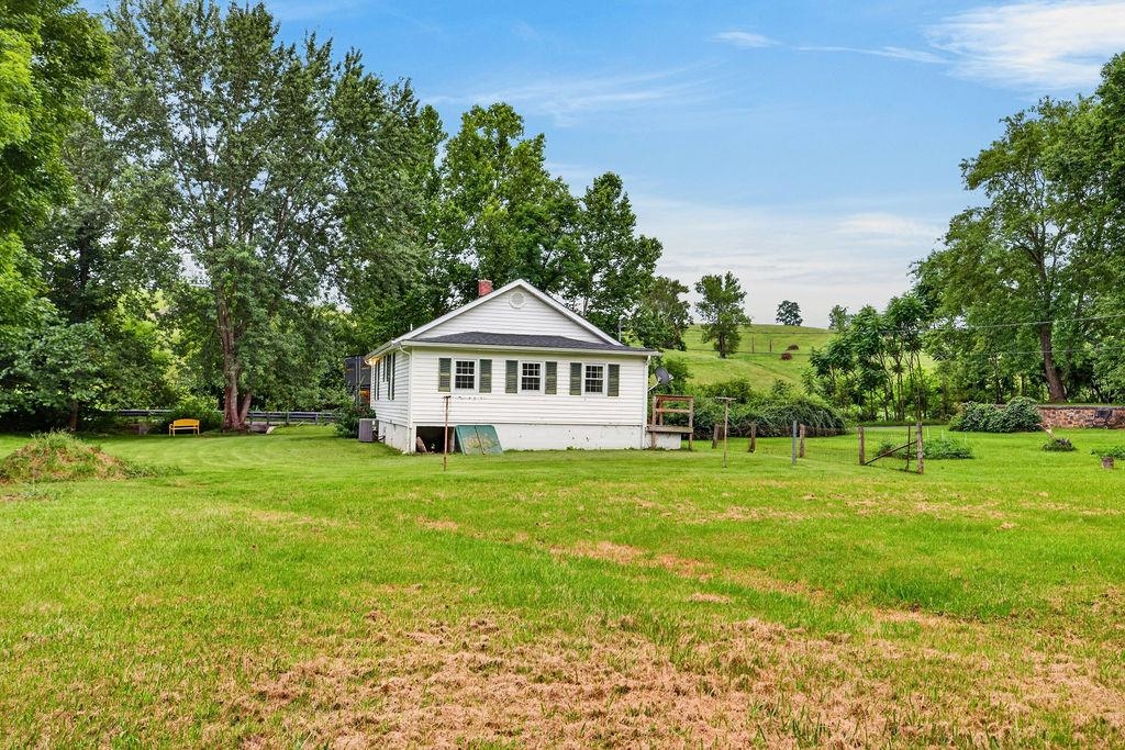 197 WHISKEY CREEK RD, CHURCHVILLE, Virginia 24421, 2 Bedrooms Bedrooms, ,1 BathroomBathrooms,Residential,197 WHISKEY CREEK RD,681023 MLS # 681023 197 WHISKEY CREEK RD, CHURCHVILLE, Virginia 24421, 2 Bedrooms Bedrooms, ,1 BathroomBathrooms,Residential,197 WHISKEY CREEK RD,681023 MLS # 681023
