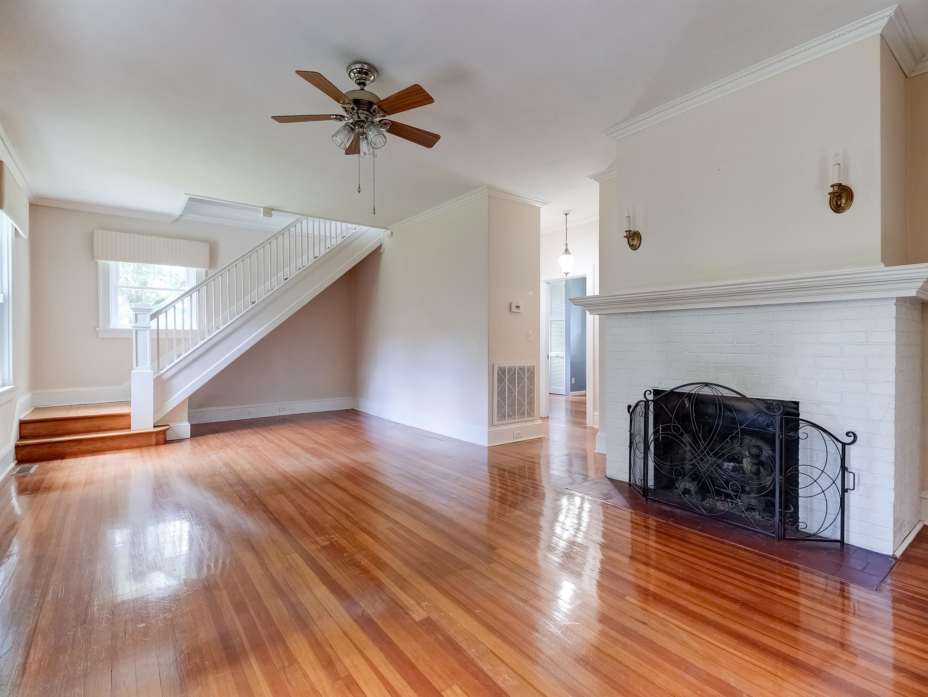 8966 SAM SNEAD HWY, HOT SPRINGS, Virginia 24445, 4 Bedrooms Bedrooms, ,2 BathroomsBathrooms,Residential,8966 SAM SNEAD HWY,681024 MLS # 681024 8966 SAM SNEAD HWY, HOT SPRINGS, Virginia 24445, 4 Bedrooms Bedrooms, ,2 BathroomsBathrooms,Residential,8966 SAM SNEAD HWY,681024 MLS # 681024