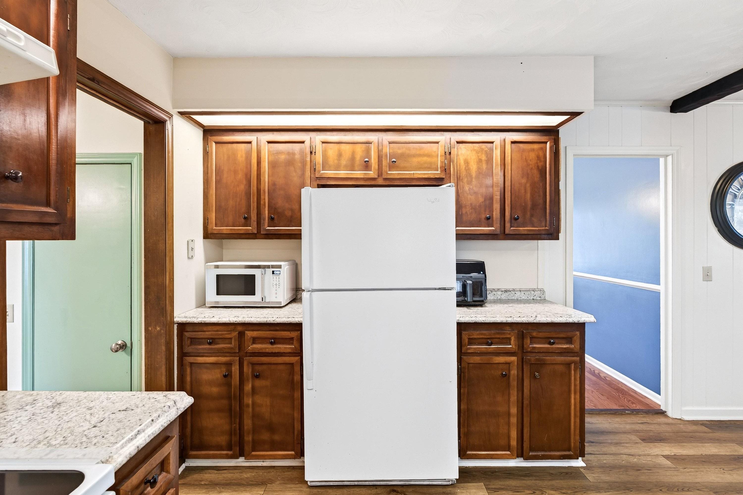 1615 CENTRAL AVE, HARRISONBURG, Virginia 22801, 5 Bedrooms Bedrooms, ,2 BathroomsBathrooms,Residential,1615 CENTRAL AVE,681032 MLS # 681032 1615 CENTRAL AVE, HARRISONBURG, Virginia 22801, 5 Bedrooms Bedrooms, ,2 BathroomsBathrooms,Residential,1615 CENTRAL AVE,681032 MLS # 681032