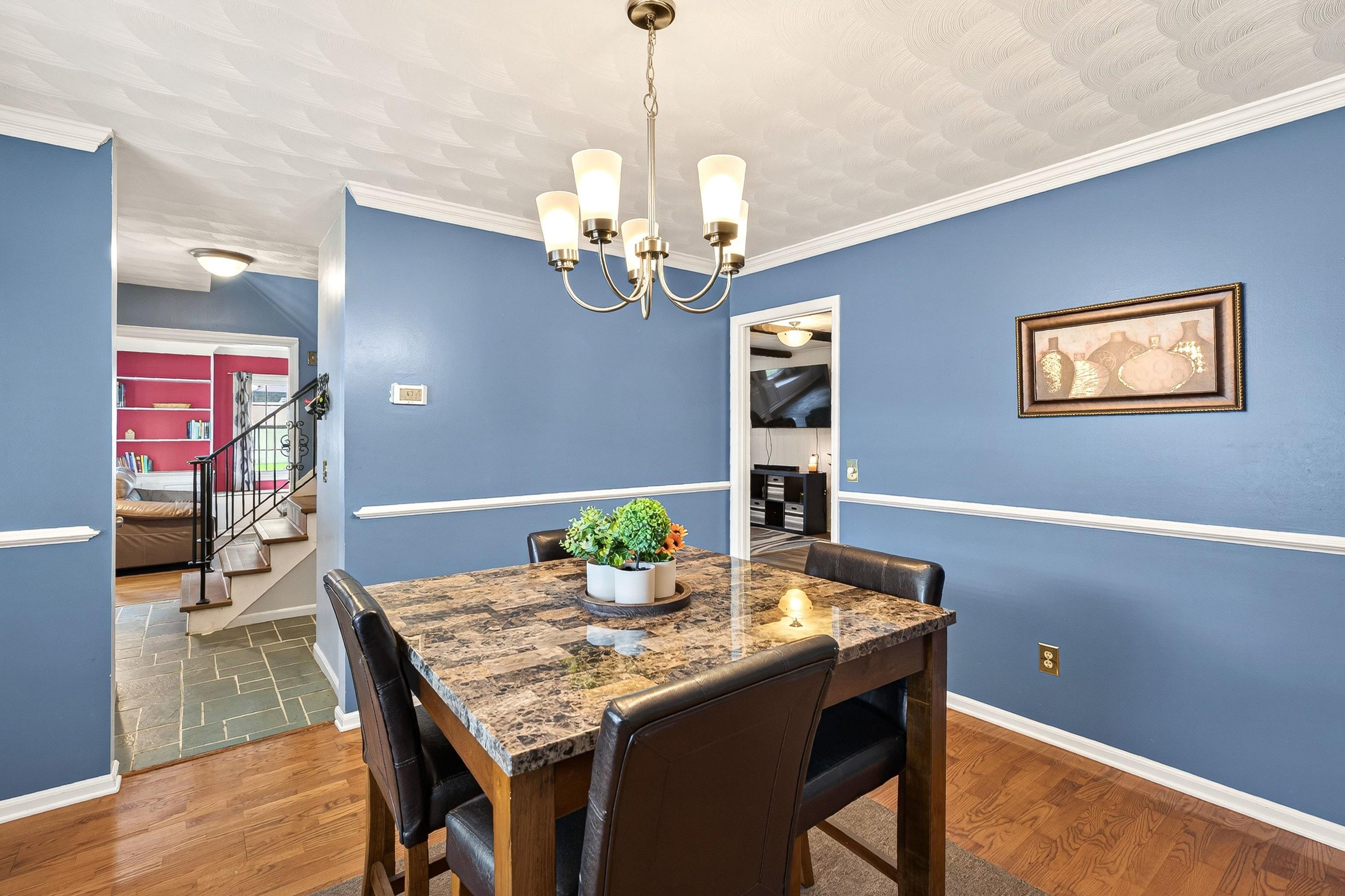 1615 CENTRAL AVE, HARRISONBURG, Virginia 22801, 5 Bedrooms Bedrooms, ,2 BathroomsBathrooms,Residential,1615 CENTRAL AVE,681032 MLS # 681032 1615 CENTRAL AVE, HARRISONBURG, Virginia 22801, 5 Bedrooms Bedrooms, ,2 BathroomsBathrooms,Residential,1615 CENTRAL AVE,681032 MLS # 681032