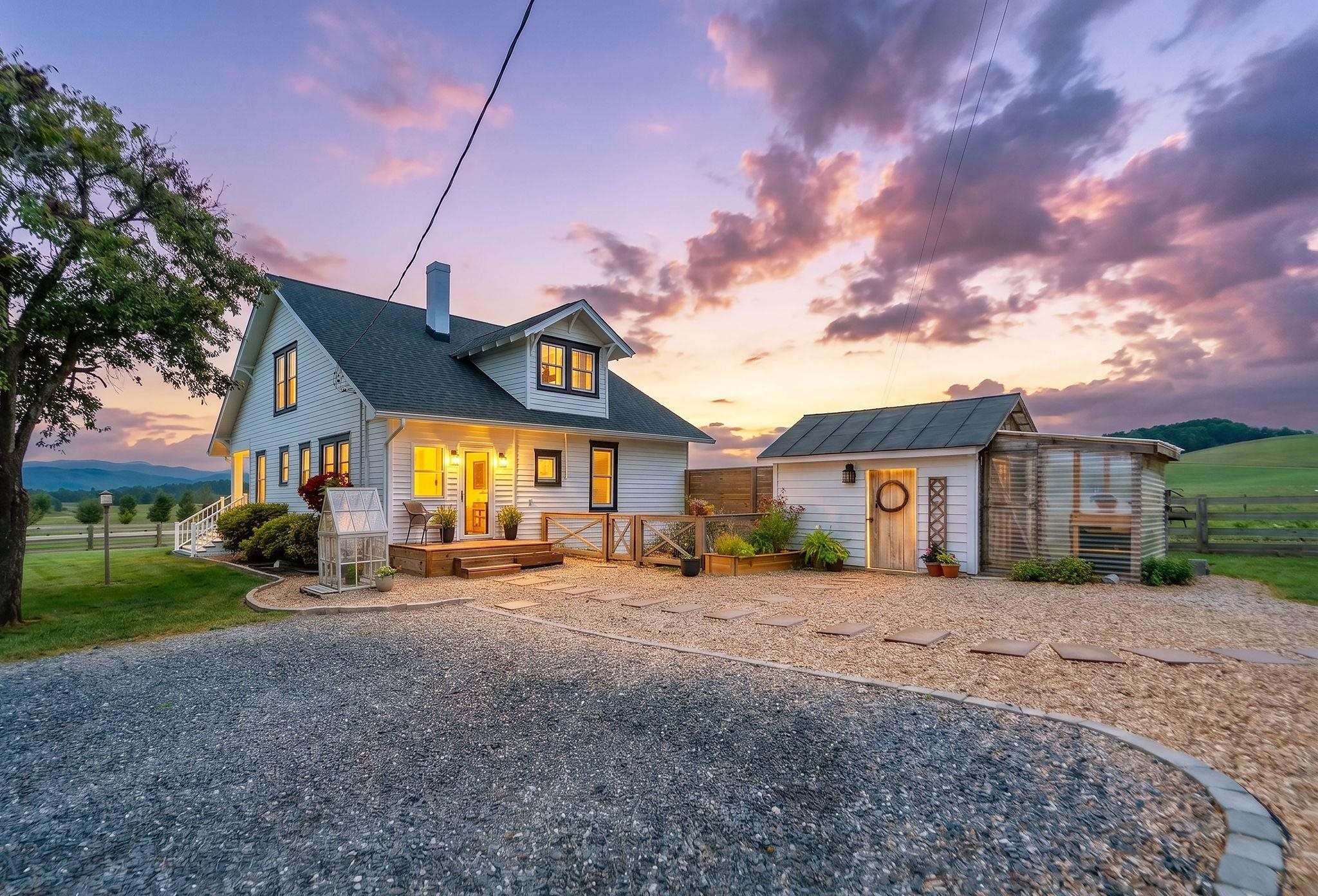 3392 MIDDLEBROOK RD, STAUNTON, Virginia 24401, 3 Bedrooms Bedrooms, ,2 BathroomsBathrooms,Residential,3392 MIDDLEBROOK RD,681034 MLS # 681034 3392 MIDDLEBROOK RD, STAUNTON, Virginia 24401, 3 Bedrooms Bedrooms, ,2 BathroomsBathrooms,Residential,3392 MIDDLEBROOK RD,681034 MLS # 681034
