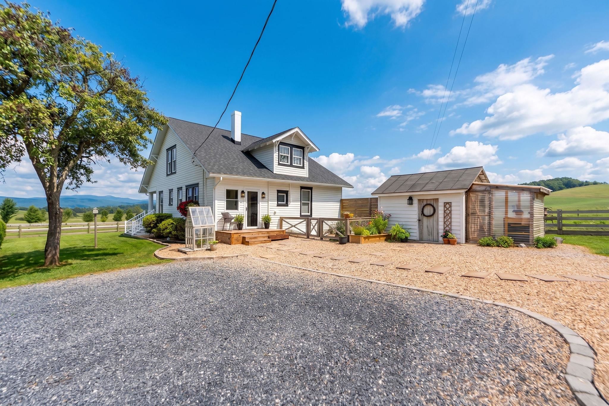 3392 MIDDLEBROOK RD, STAUNTON, Virginia 24401, 3 Bedrooms Bedrooms, ,2 BathroomsBathrooms,Residential,3392 MIDDLEBROOK RD,681034 MLS # 681034 3392 MIDDLEBROOK RD, STAUNTON, Virginia 24401, 3 Bedrooms Bedrooms, ,2 BathroomsBathrooms,Residential,3392 MIDDLEBROOK RD,681034 MLS # 681034