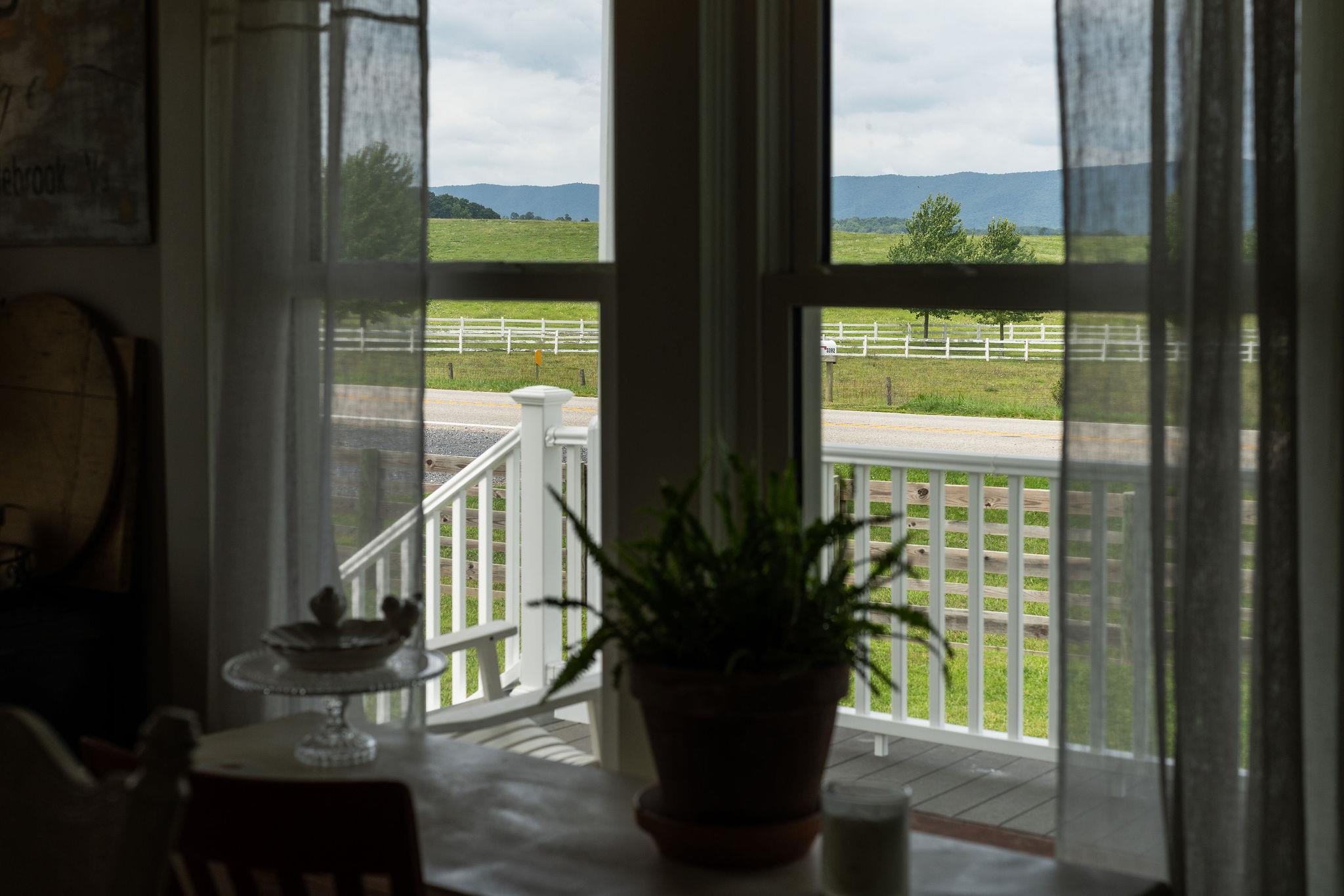 3392 MIDDLEBROOK RD, STAUNTON, Virginia 24401, 3 Bedrooms Bedrooms, ,2 BathroomsBathrooms,Residential,3392 MIDDLEBROOK RD,681034 MLS # 681034 3392 MIDDLEBROOK RD, STAUNTON, Virginia 24401, 3 Bedrooms Bedrooms, ,2 BathroomsBathrooms,Residential,3392 MIDDLEBROOK RD,681034 MLS # 681034