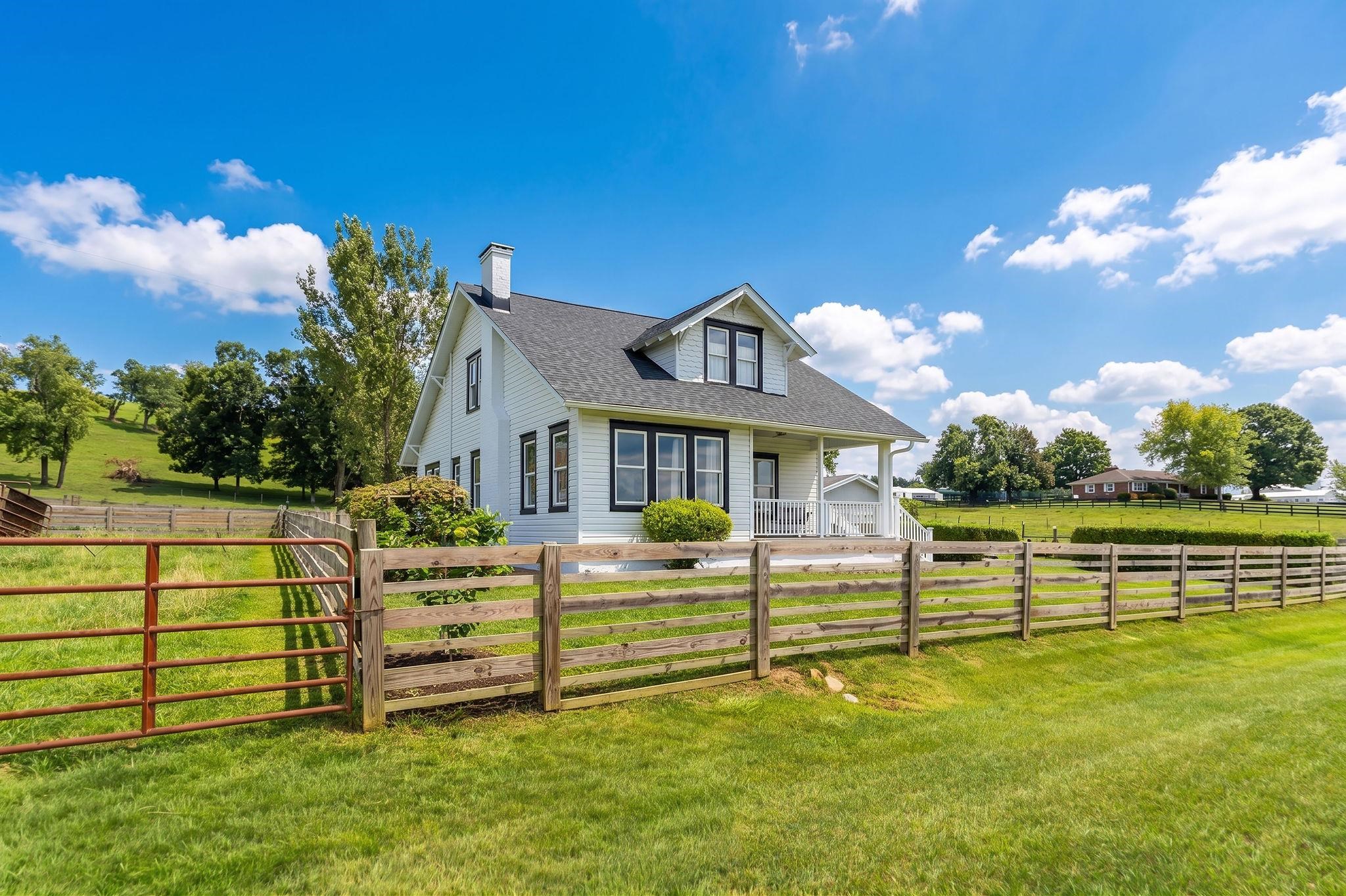 3392 MIDDLEBROOK RD, STAUNTON, Virginia 24401, 3 Bedrooms Bedrooms, ,2 BathroomsBathrooms,Residential,3392 MIDDLEBROOK RD,681034 MLS # 681034 3392 MIDDLEBROOK RD, STAUNTON, Virginia 24401, 3 Bedrooms Bedrooms, ,2 BathroomsBathrooms,Residential,3392 MIDDLEBROOK RD,681034 MLS # 681034