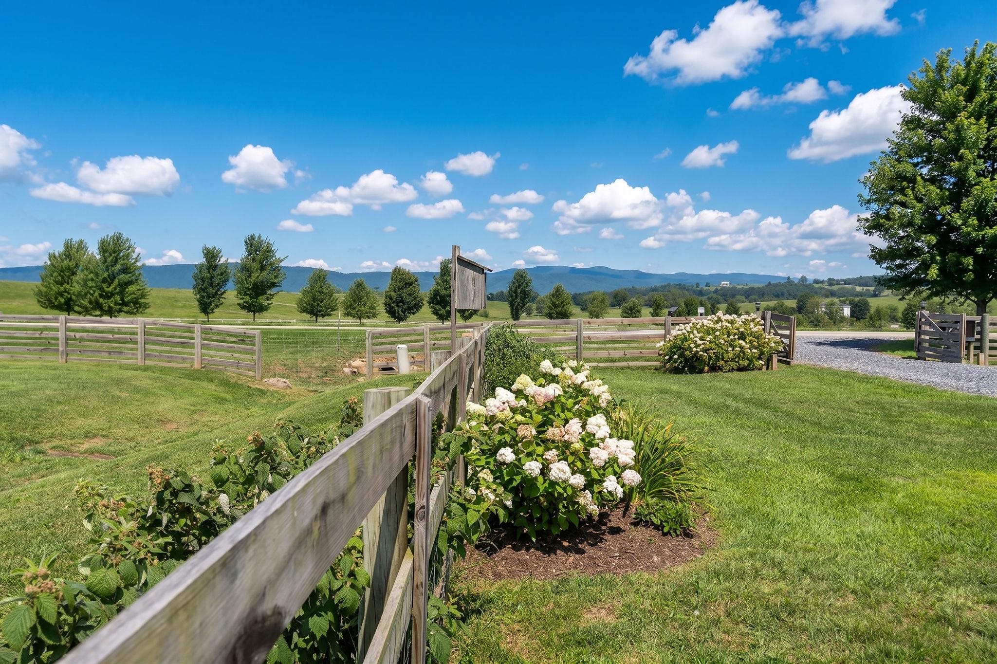 3392 MIDDLEBROOK RD, STAUNTON, Virginia 24401, 3 Bedrooms Bedrooms, ,2 BathroomsBathrooms,Residential,3392 MIDDLEBROOK RD,681034 MLS # 681034 3392 MIDDLEBROOK RD, STAUNTON, Virginia 24401, 3 Bedrooms Bedrooms, ,2 BathroomsBathrooms,Residential,3392 MIDDLEBROOK RD,681034 MLS # 681034