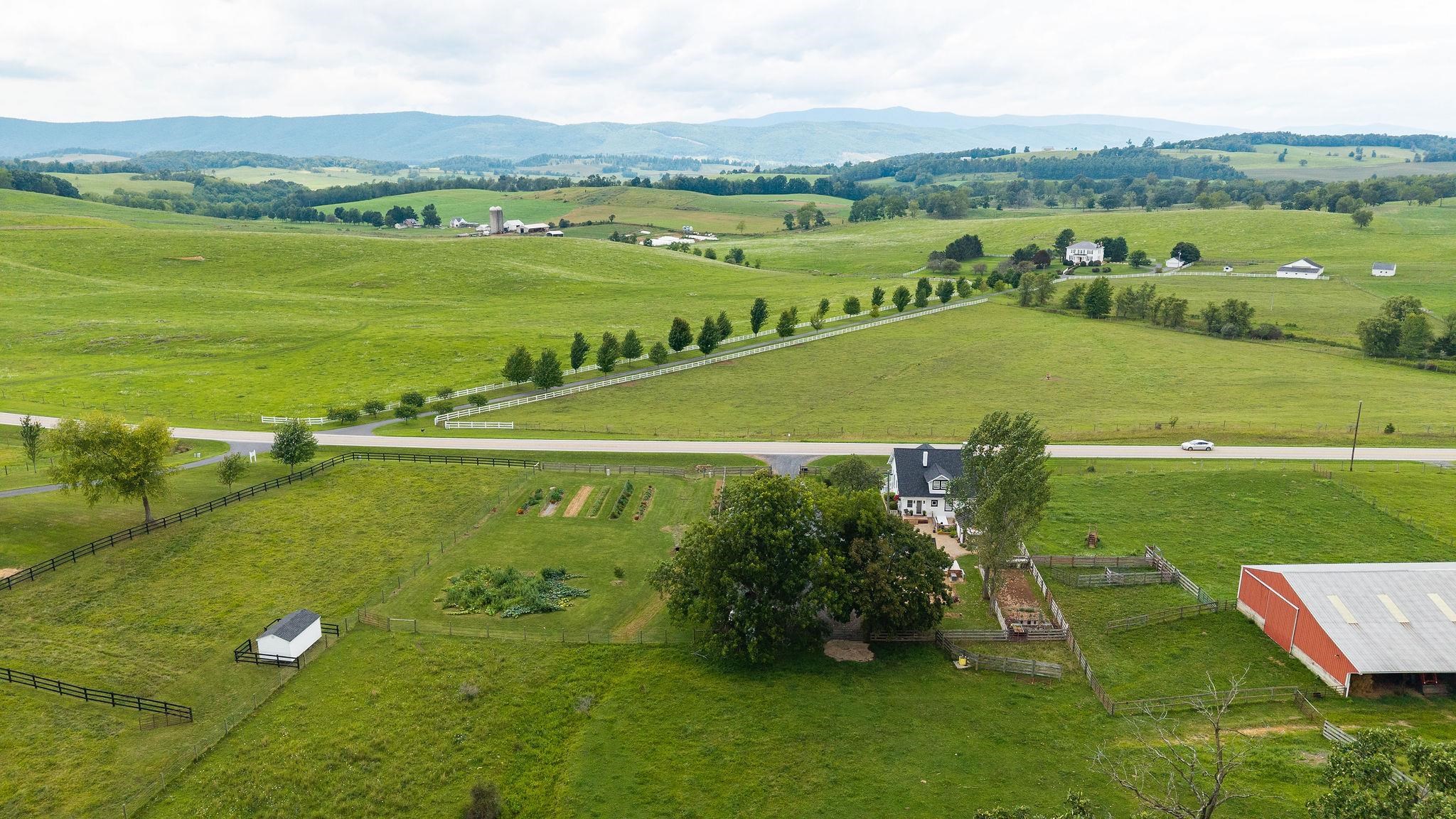 3392 MIDDLEBROOK RD, STAUNTON, Virginia 24401, 3 Bedrooms Bedrooms, ,2 BathroomsBathrooms,Residential,3392 MIDDLEBROOK RD,681034 MLS # 681034 3392 MIDDLEBROOK RD, STAUNTON, Virginia 24401, 3 Bedrooms Bedrooms, ,2 BathroomsBathrooms,Residential,3392 MIDDLEBROOK RD,681034 MLS # 681034