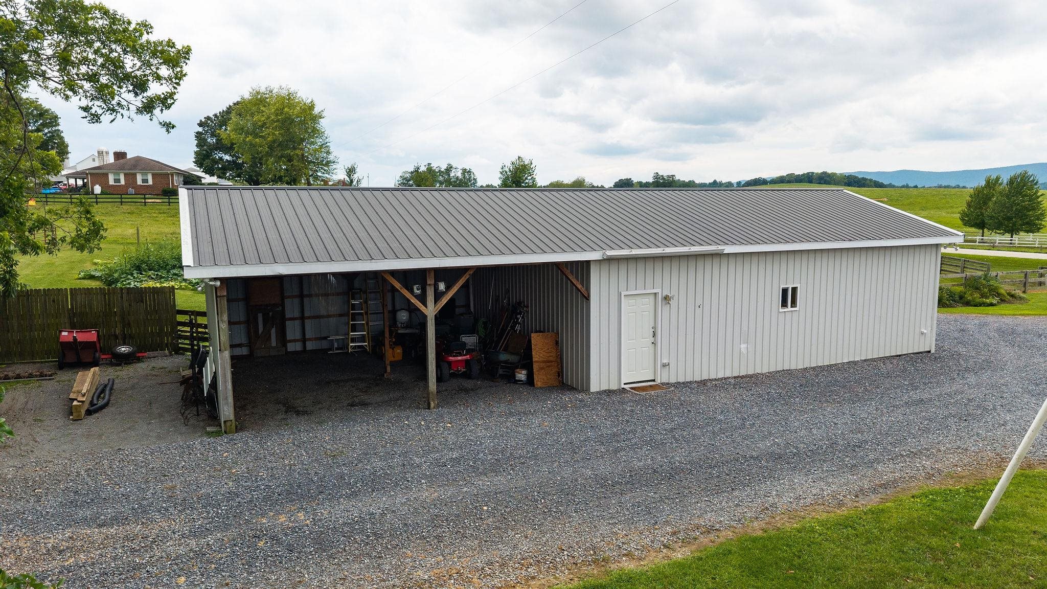 3392 MIDDLEBROOK RD, STAUNTON, Virginia 24401, 3 Bedrooms Bedrooms, ,2 BathroomsBathrooms,Residential,3392 MIDDLEBROOK RD,681034 MLS # 681034 3392 MIDDLEBROOK RD, STAUNTON, Virginia 24401, 3 Bedrooms Bedrooms, ,2 BathroomsBathrooms,Residential,3392 MIDDLEBROOK RD,681034 MLS # 681034