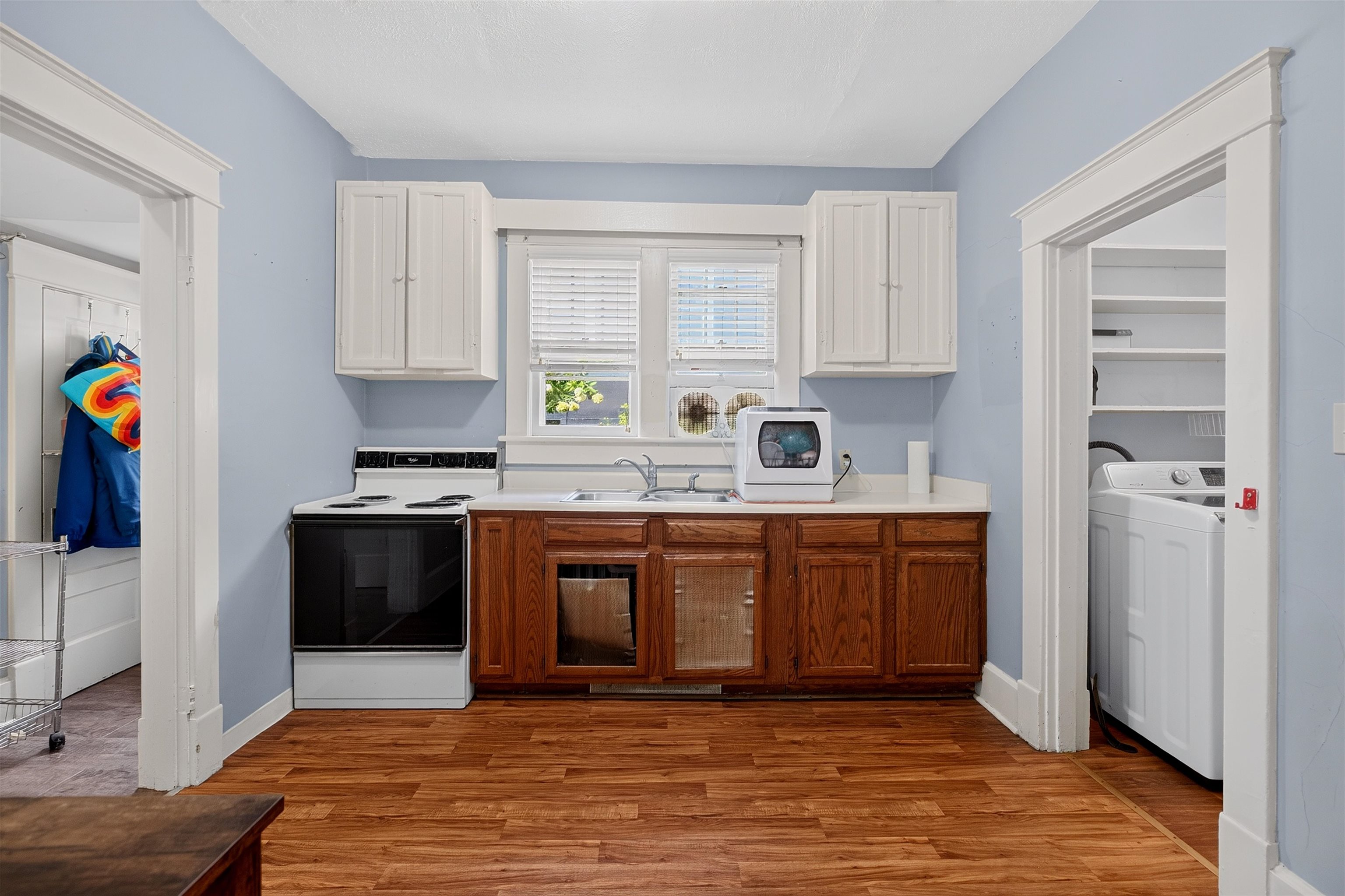 237 SYCAMORE ST, STAUNTON, Virginia 24401, 3 Bedrooms Bedrooms, ,1 BathroomBathrooms,Residential,237 SYCAMORE ST,681037 MLS # 681037