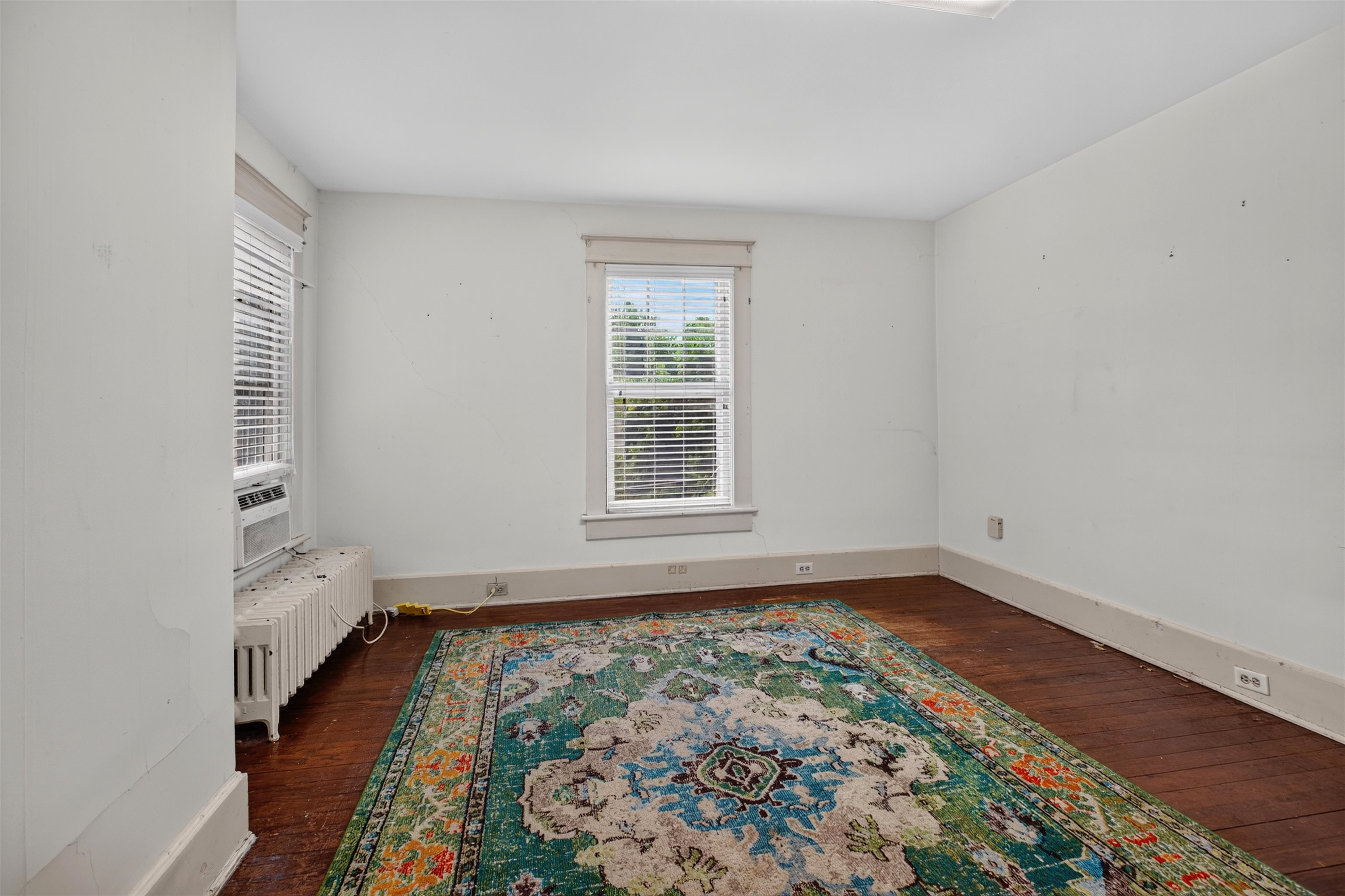 237 SYCAMORE ST, STAUNTON, Virginia 24401, 3 Bedrooms Bedrooms, ,1 BathroomBathrooms,Residential,237 SYCAMORE ST,681037 MLS # 681037