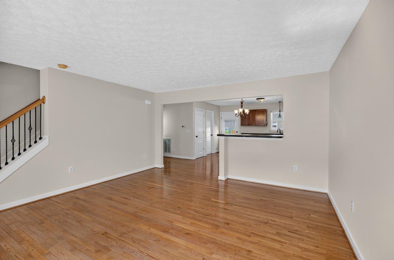 1233 FROST PL, HARRISONBURG, Virginia 22802, 3 Bedrooms Bedrooms, ,3 BathroomsBathrooms,Residential,1233 FROST PL,681038 MLS # 681038 1233 FROST PL, HARRISONBURG, Virginia 22802, 3 Bedrooms Bedrooms, ,3 BathroomsBathrooms,Residential,1233 FROST PL,681038 MLS # 681038