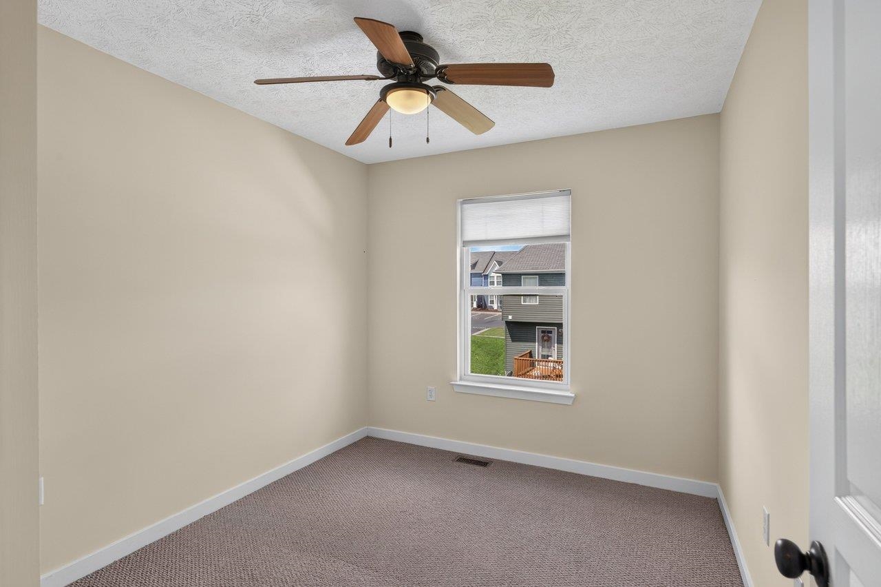 1233 FROST PL, HARRISONBURG, Virginia 22802, 3 Bedrooms Bedrooms, ,3 BathroomsBathrooms,Residential,1233 FROST PL,681038 MLS # 681038 1233 FROST PL, HARRISONBURG, Virginia 22802, 3 Bedrooms Bedrooms, ,3 BathroomsBathrooms,Residential,1233 FROST PL,681038 MLS # 681038