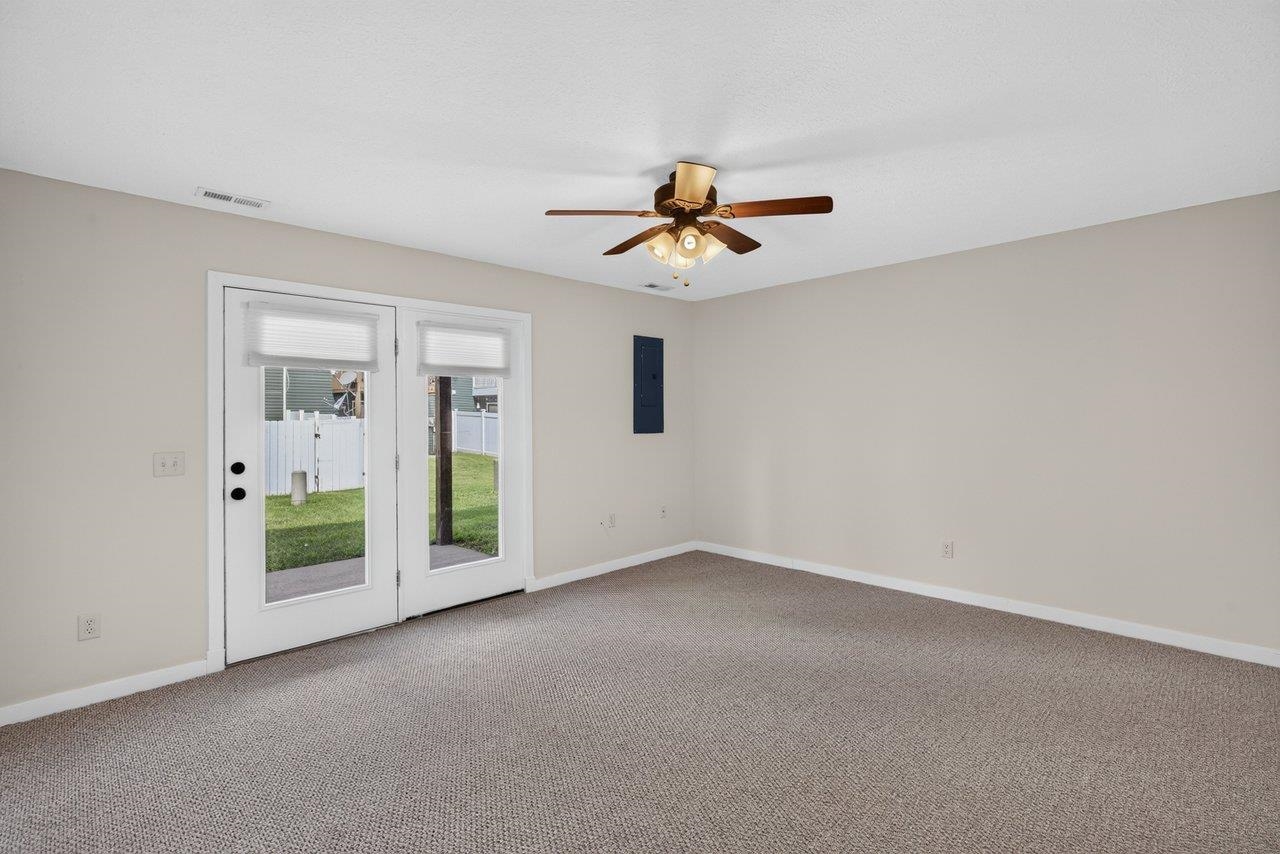 1233 FROST PL, HARRISONBURG, Virginia 22802, 3 Bedrooms Bedrooms, ,3 BathroomsBathrooms,Residential,1233 FROST PL,681038 MLS # 681038 1233 FROST PL, HARRISONBURG, Virginia 22802, 3 Bedrooms Bedrooms, ,3 BathroomsBathrooms,Residential,1233 FROST PL,681038 MLS # 681038