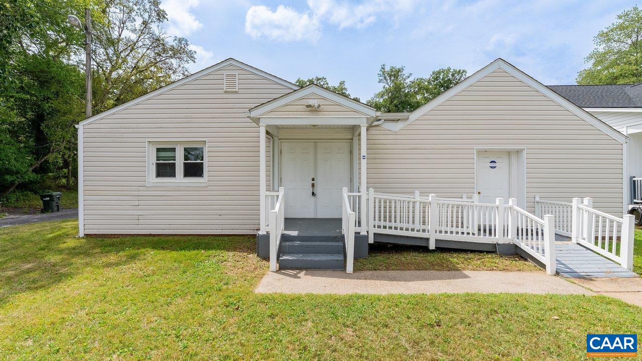 1532 2ND ST, WAYNESBORO, Virginia 22980, 3 Bedrooms Bedrooms, ,1 BathroomBathrooms,Residential,BLOCK 161 LOT 8 & E PT OF 7 BCMM&L,1532 2ND ST,681041 MLS # 681041 1532 2ND ST, WAYNESBORO, Virginia 22980, 3 Bedrooms Bedrooms, ,1 BathroomBathrooms,Residential,BLOCK 161 LOT 8 & E PT OF 7 BCMM&L,1532 2ND ST,681041 MLS # 681041