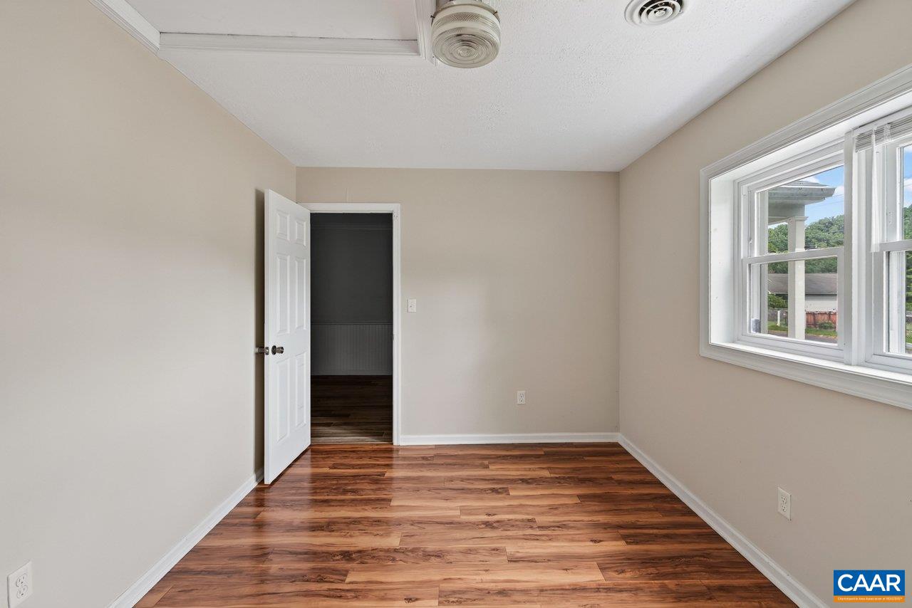 1532 2ND ST, WAYNESBORO, Virginia 22980, 3 Bedrooms Bedrooms, ,1 BathroomBathrooms,Residential,BLOCK 161 LOT 8 & E PT OF 7 BCMM&L,1532 2ND ST,681041 MLS # 681041 1532 2ND ST, WAYNESBORO, Virginia 22980, 3 Bedrooms Bedrooms, ,1 BathroomBathrooms,Residential,BLOCK 161 LOT 8 & E PT OF 7 BCMM&L,1532 2ND ST,681041 MLS # 681041