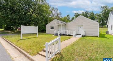 1532 2ND ST, WAYNESBORO, Virginia 22980, 3 Bedrooms Bedrooms, ,1 BathroomBathrooms,Residential,BLOCK 161 LOT 8 & E PT OF 7 BCMM&L,1532 2ND ST,681041 MLS # 681041