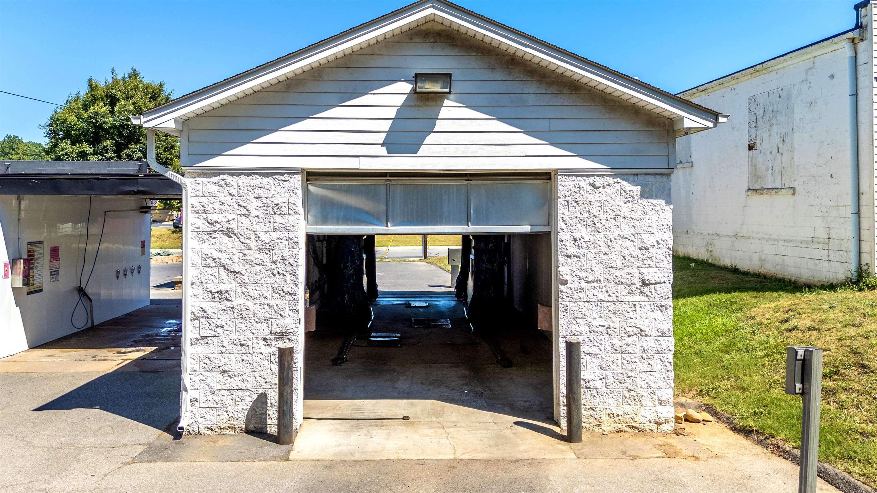 100 EAST AVE, WAYNESBORO, Virginia 22980, ,Commercial,100 EAST AVE,681050 MLS # 681050 100 EAST AVE, WAYNESBORO, Virginia 22980, ,Commercial,100 EAST AVE,681050 MLS # 681050