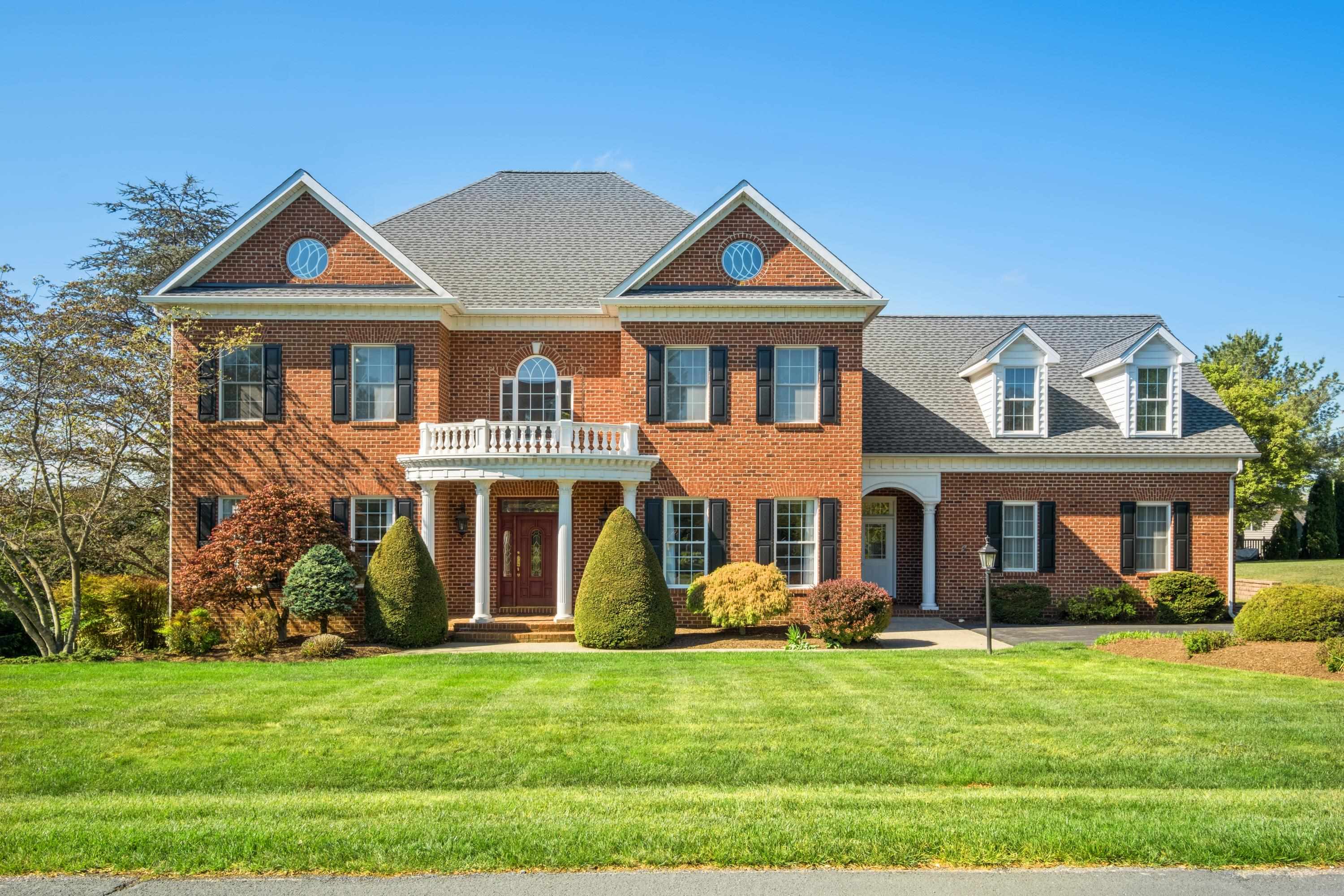 2945 BROOKSTONE DR, ROCKINGHAM, Virginia 22801, 5 Bedrooms Bedrooms, ,5 BathroomsBathrooms,Residential,Trobaugh,2945 BROOKSTONE DR,678111 MLS # 678111 2945 BROOKSTONE DR, ROCKINGHAM, Virginia 22801, 5 Bedrooms Bedrooms, ,5 BathroomsBathrooms,Residential,Trobaugh,2945 BROOKSTONE DR,678111 MLS # 678111