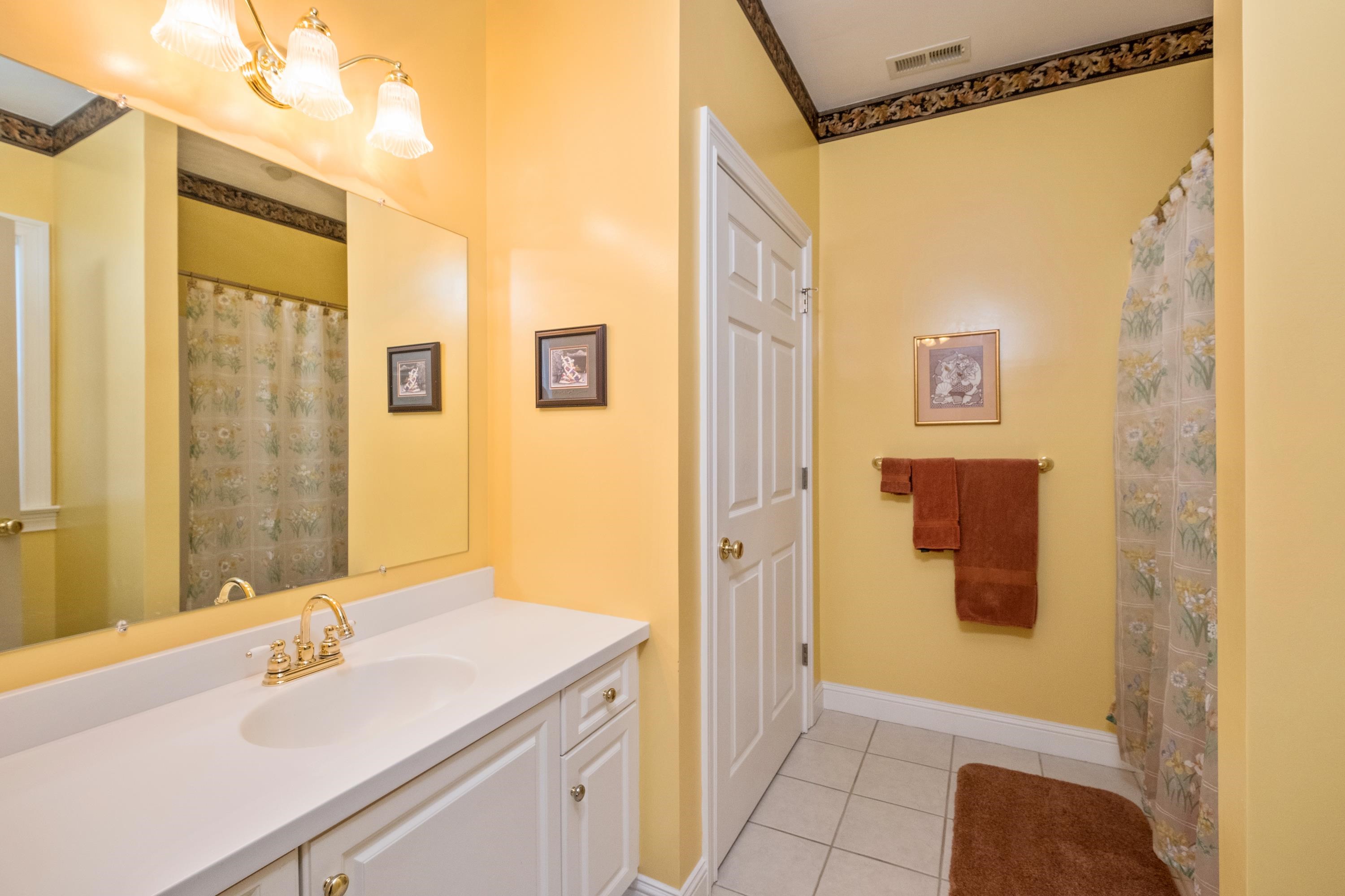 2945 BROOKSTONE DR, ROCKINGHAM, Virginia 22801, 5 Bedrooms Bedrooms, ,5 BathroomsBathrooms,Residential,Trobaugh,2945 BROOKSTONE DR,678111 MLS # 678111 2945 BROOKSTONE DR, ROCKINGHAM, Virginia 22801, 5 Bedrooms Bedrooms, ,5 BathroomsBathrooms,Residential,Trobaugh,2945 BROOKSTONE DR,678111 MLS # 678111