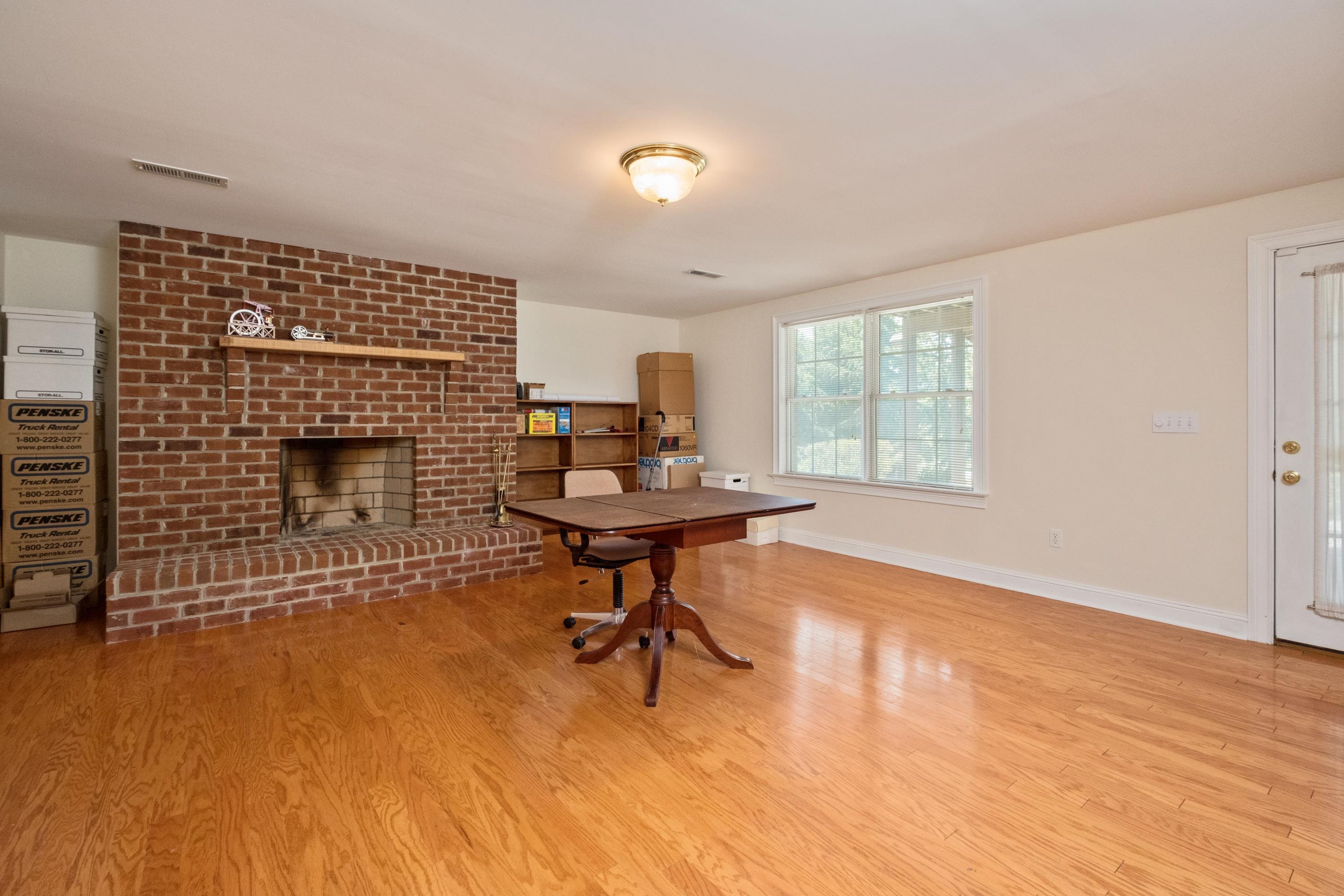 2945 BROOKSTONE DR, ROCKINGHAM, Virginia 22801, 5 Bedrooms Bedrooms, ,5 BathroomsBathrooms,Residential,Trobaugh,2945 BROOKSTONE DR,678111 MLS # 678111 2945 BROOKSTONE DR, ROCKINGHAM, Virginia 22801, 5 Bedrooms Bedrooms, ,5 BathroomsBathrooms,Residential,Trobaugh,2945 BROOKSTONE DR,678111 MLS # 678111