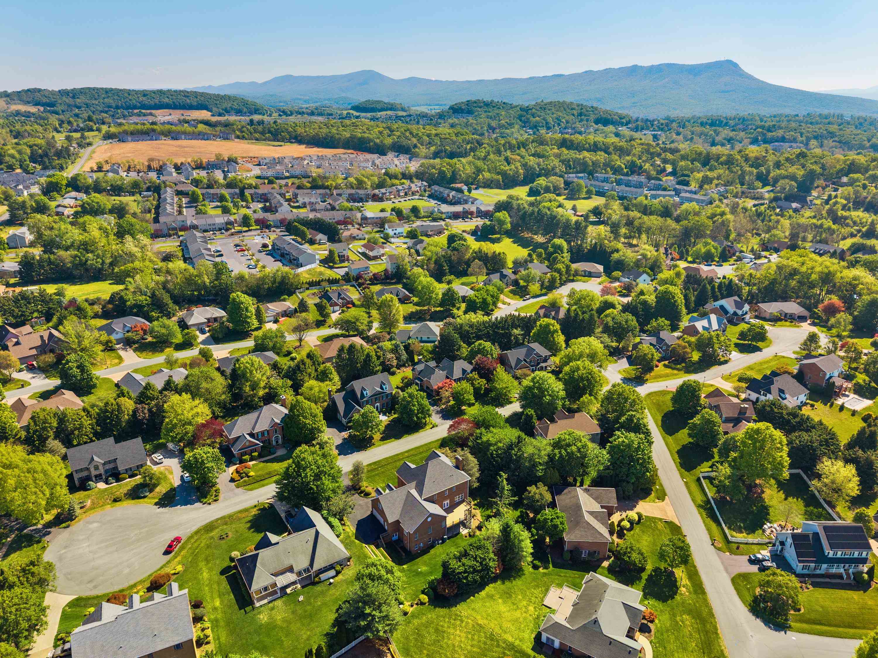 2945 BROOKSTONE DR, ROCKINGHAM, Virginia 22801, 5 Bedrooms Bedrooms, ,5 BathroomsBathrooms,Residential,Trobaugh,2945 BROOKSTONE DR,678111 MLS # 678111 2945 BROOKSTONE DR, ROCKINGHAM, Virginia 22801, 5 Bedrooms Bedrooms, ,5 BathroomsBathrooms,Residential,Trobaugh,2945 BROOKSTONE DR,678111 MLS # 678111
