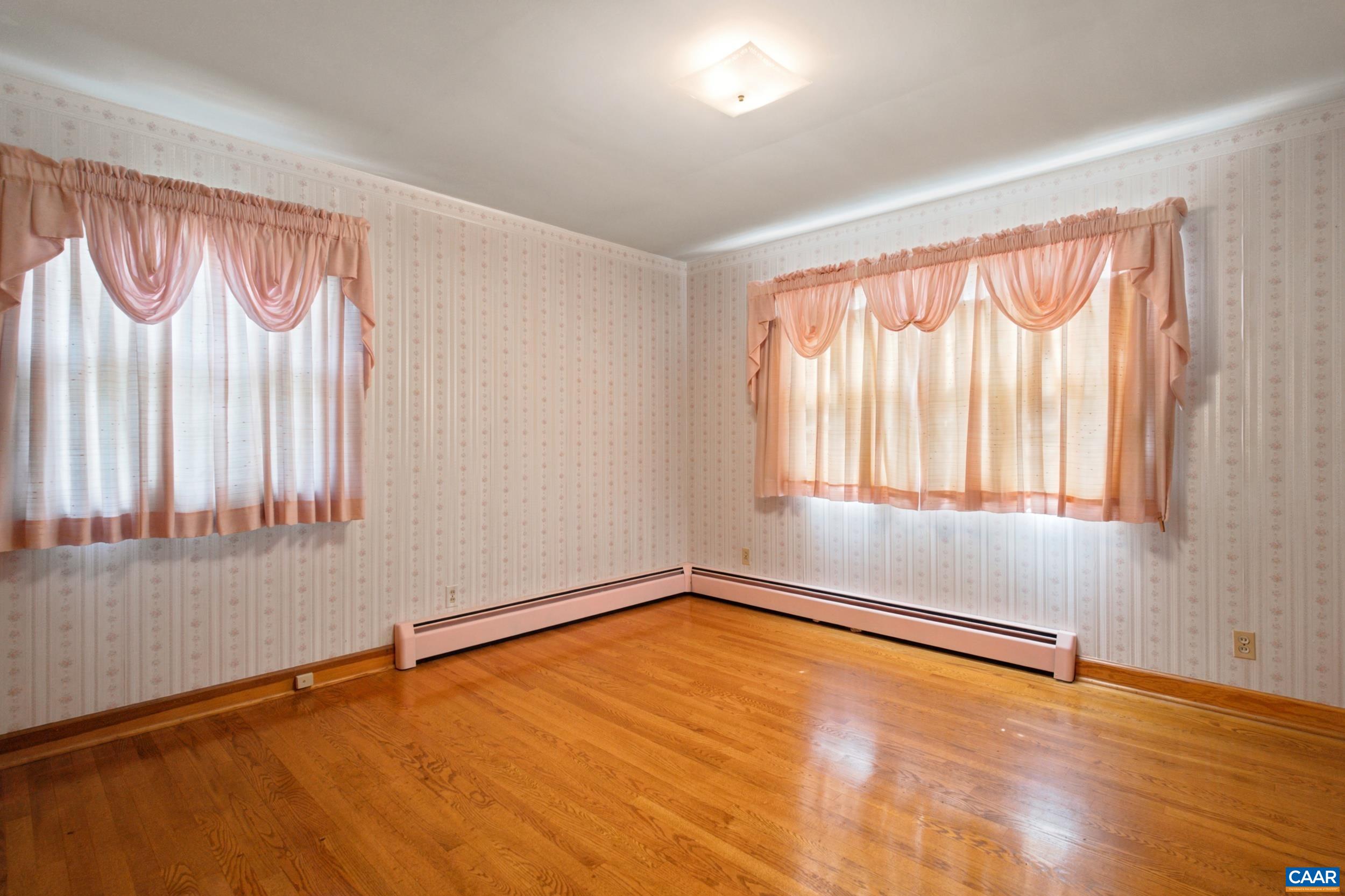 1393 PLEASANT VIEW ST, STAUNTON, Virginia 24401, 3 Bedrooms Bedrooms, ,2 BathroomsBathrooms,Residential,1393 Pleasant View St, Staunton VA 24401,1393 PLEASANT VIEW ST,679131 MLS # 679131