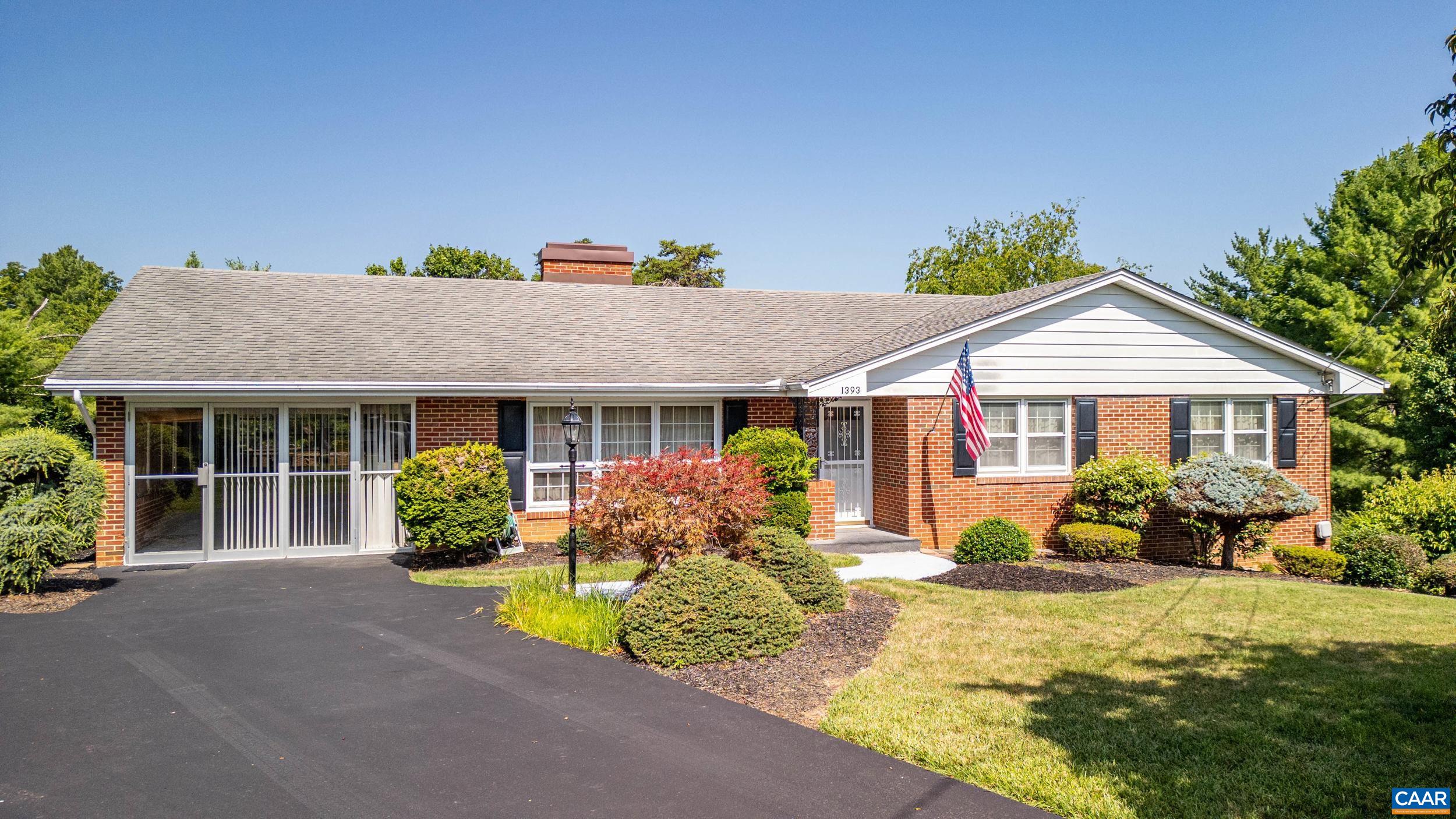 1393 PLEASANT VIEW ST, STAUNTON, Virginia 24401, 3 Bedrooms Bedrooms, ,2 BathroomsBathrooms,Residential,1393 Pleasant View St, Staunton VA 24401,1393 PLEASANT VIEW ST,679131 MLS # 679131