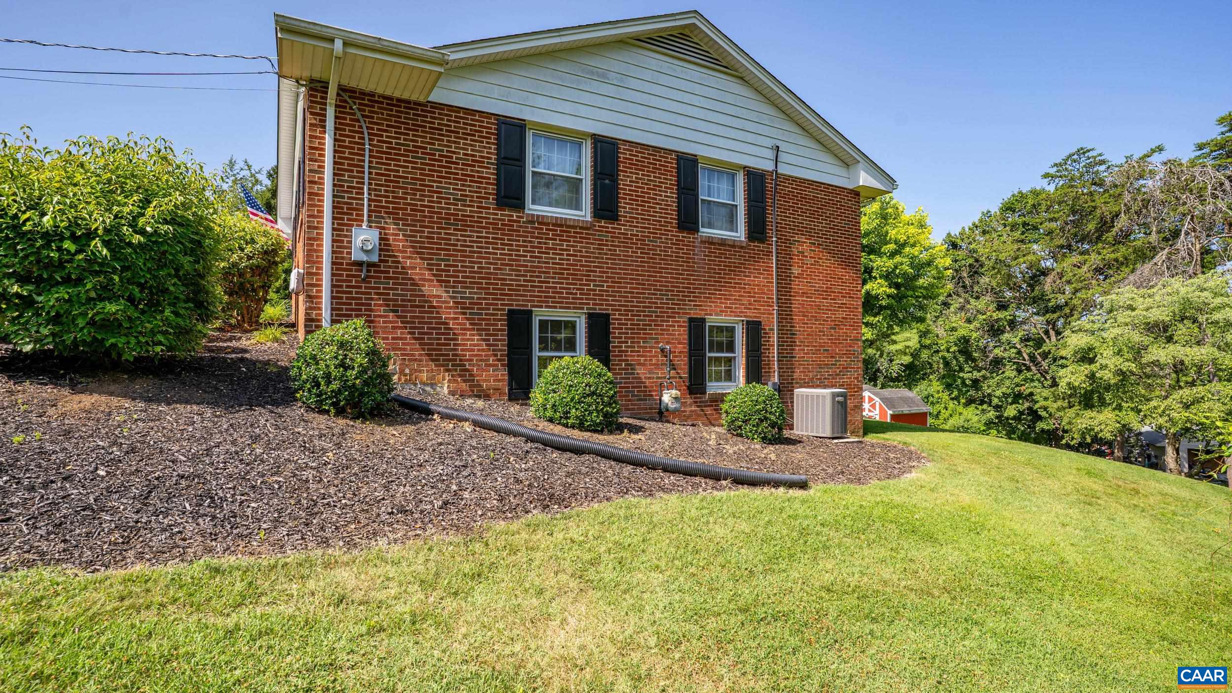 1393 PLEASANT VIEW ST, STAUNTON, Virginia 24401, 3 Bedrooms Bedrooms, ,2 BathroomsBathrooms,Residential,1393 Pleasant View St, Staunton VA 24401,1393 PLEASANT VIEW ST,679131 MLS # 679131