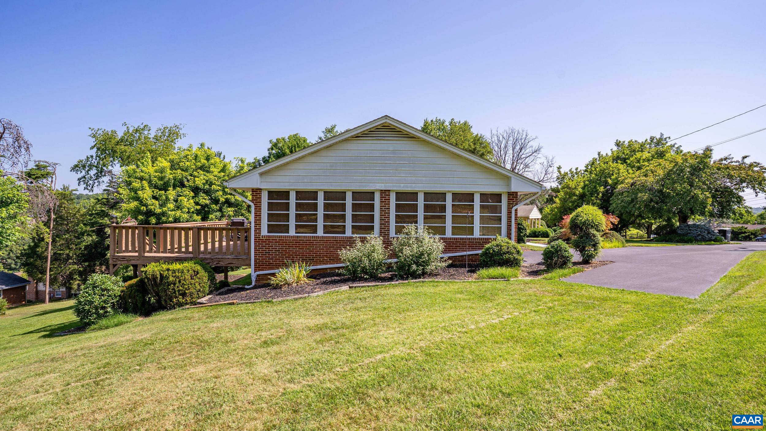 1393 PLEASANT VIEW ST, STAUNTON, Virginia 24401, 3 Bedrooms Bedrooms, ,2 BathroomsBathrooms,Residential,1393 Pleasant View St, Staunton VA 24401,1393 PLEASANT VIEW ST,679131 MLS # 679131