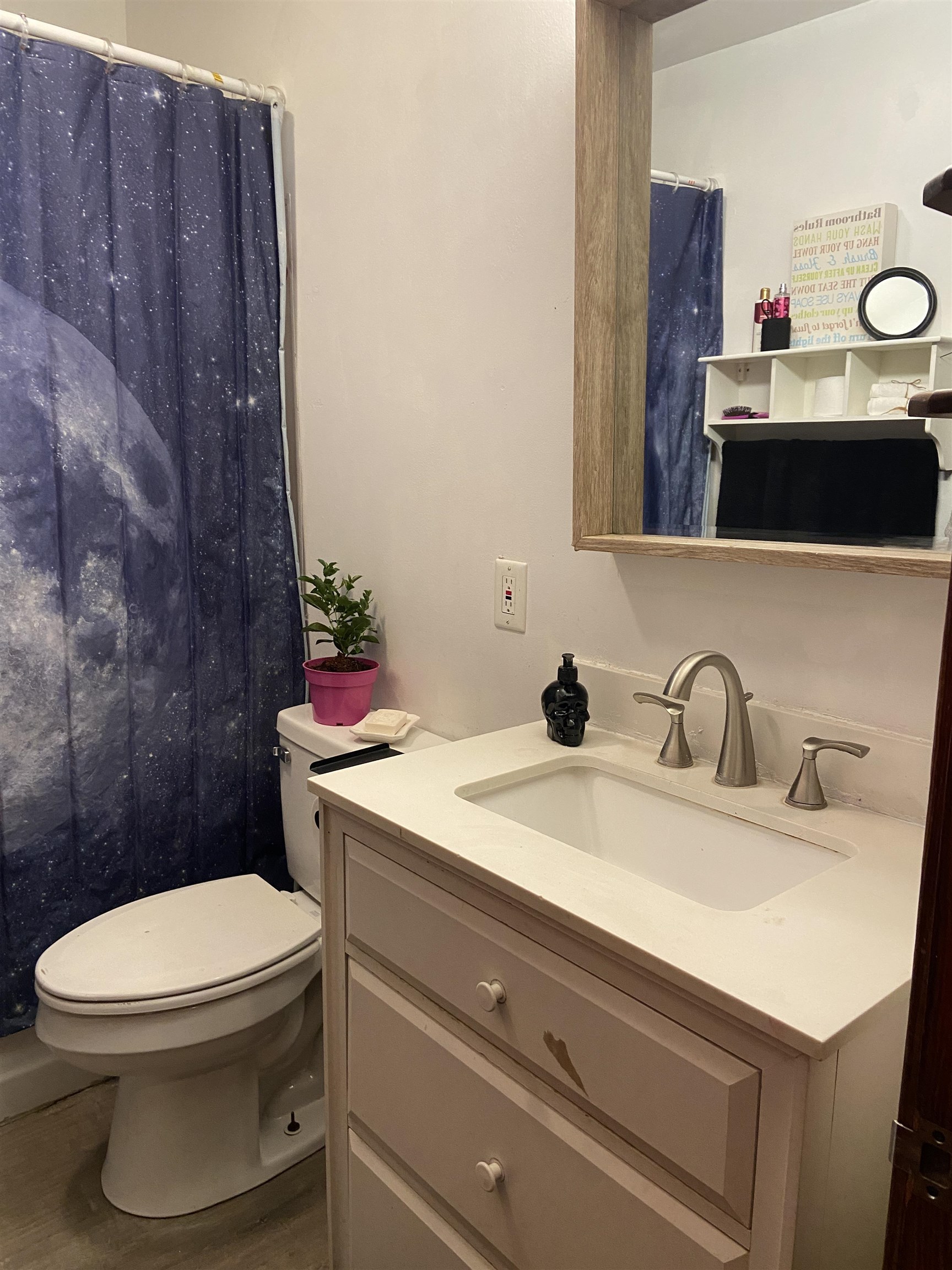 301 GRUBERT AVE, STAUNTON, Virginia 24401, 2 Bedrooms Bedrooms, ,1 BathroomBathrooms,Residential,301 GRUBERT AVE,679862 MLS # 679862
