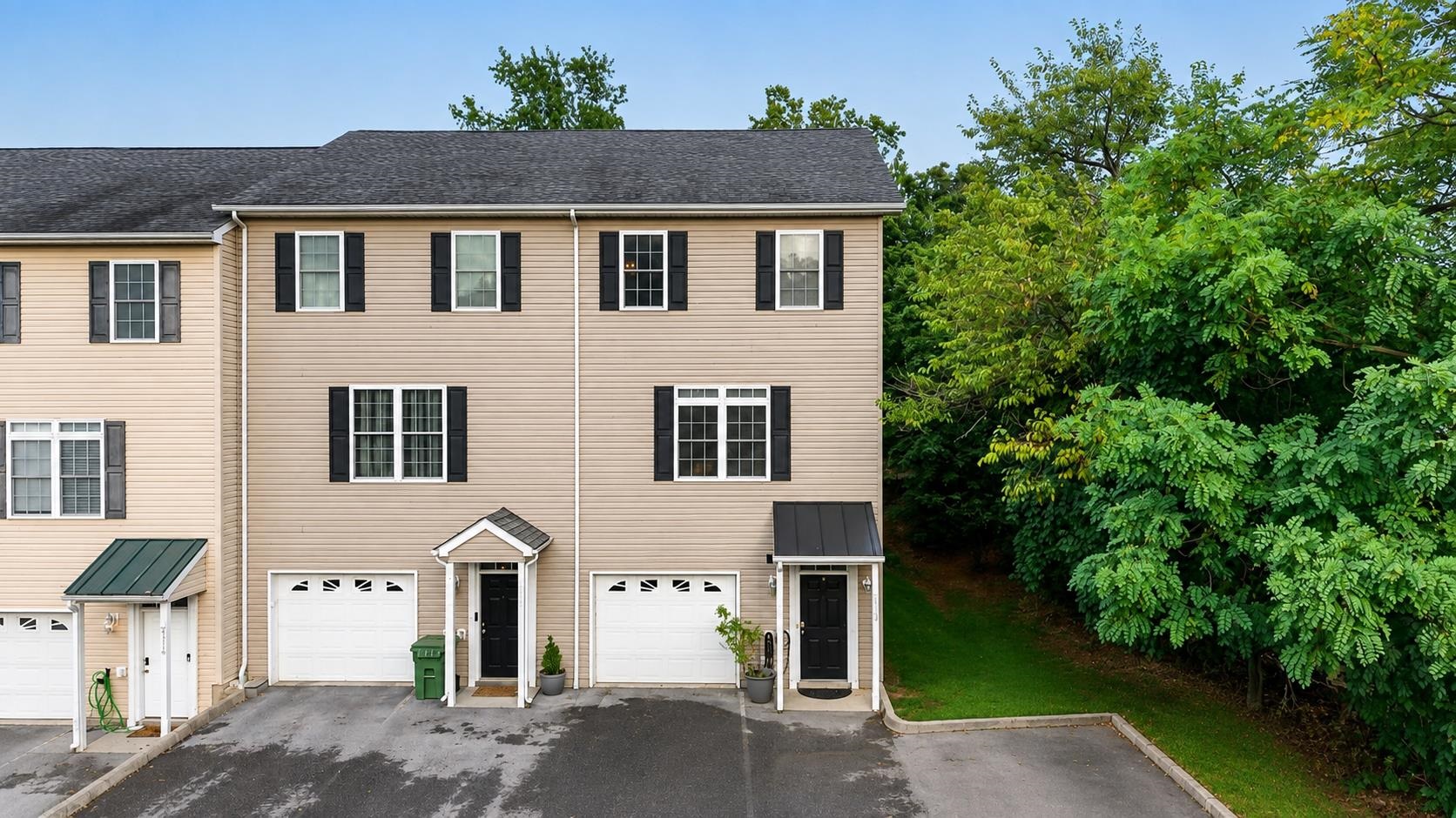 2323 KENDALL LN, HARRISONBURG, Virginia 22801, 3 Bedrooms Bedrooms, ,3 BathroomsBathrooms,Residential,2323 KENDALL LN,680273 MLS # 680273 2323 KENDALL LN, HARRISONBURG, Virginia 22801, 3 Bedrooms Bedrooms, ,3 BathroomsBathrooms,Residential,2323 KENDALL LN,680273 MLS # 680273