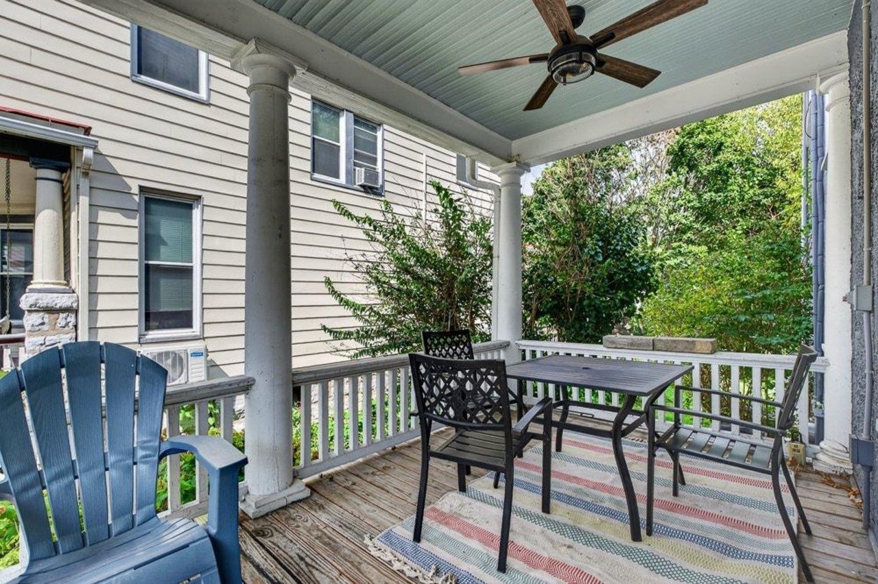 484 VIRGINIA AVE, HARRISONBURG, Virginia 22802, 4 Bedrooms Bedrooms, ,2 BathroomsBathrooms,Residential,484 VIRGINIA AVE,681053 MLS # 681053