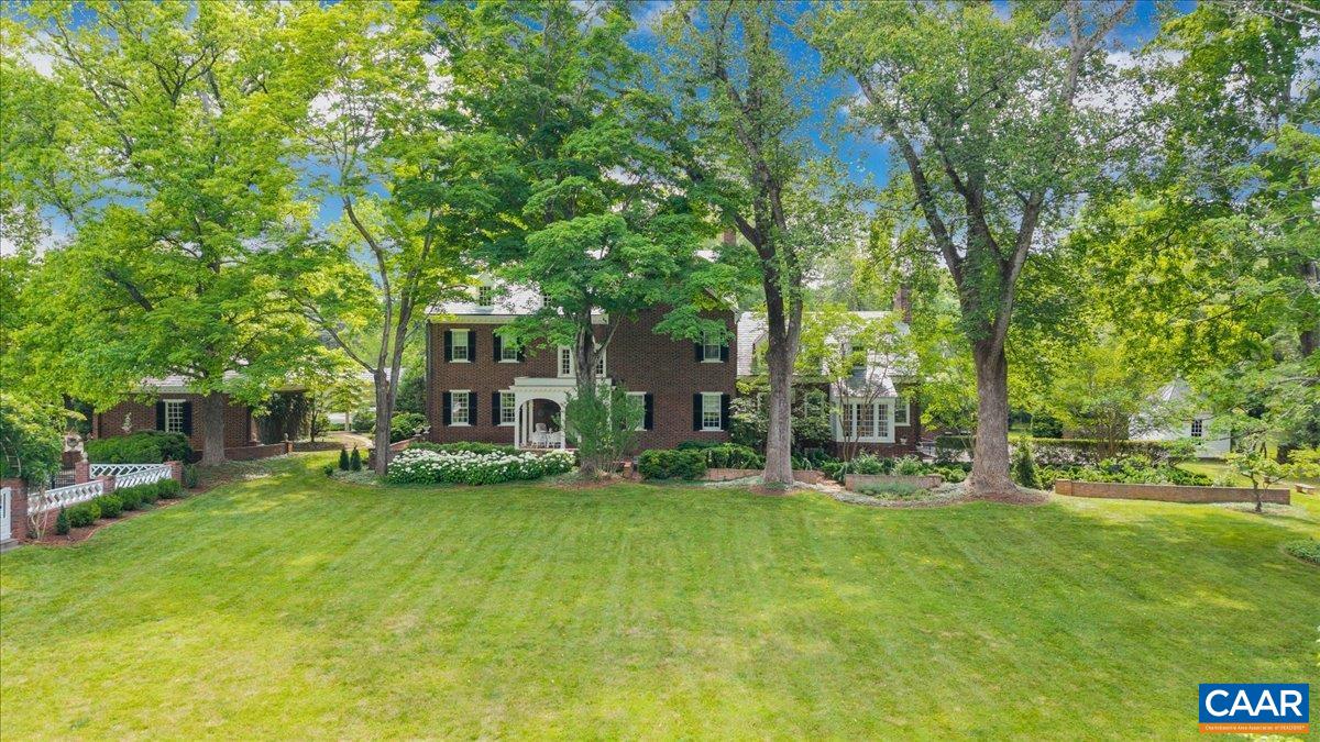 1487 LANGHORNE RD, LYNCHBURG, Virginia 24503, 5 Bedrooms Bedrooms, ,5 BathroomsBathrooms,Residential,1487 LANGHORNE RD,681055 MLS # 681055 1487 LANGHORNE RD, LYNCHBURG, Virginia 24503, 5 Bedrooms Bedrooms, ,5 BathroomsBathrooms,Residential,1487 LANGHORNE RD,681055 MLS # 681055