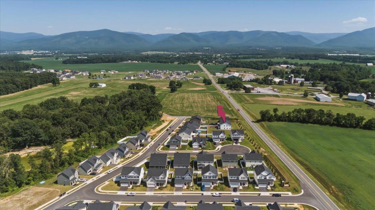 10696 WHISPERING PINE LN, MCGAHEYSVILLE, Virginia 22840, 5 Bedrooms Bedrooms, ,3 BathroomsBathrooms,Residential,10696 WHISPERING PINE LN,681056 MLS # 681056 10696 WHISPERING PINE LN, MCGAHEYSVILLE, Virginia 22840, 5 Bedrooms Bedrooms, ,3 BathroomsBathrooms,Residential,10696 WHISPERING PINE LN,681056 MLS # 681056