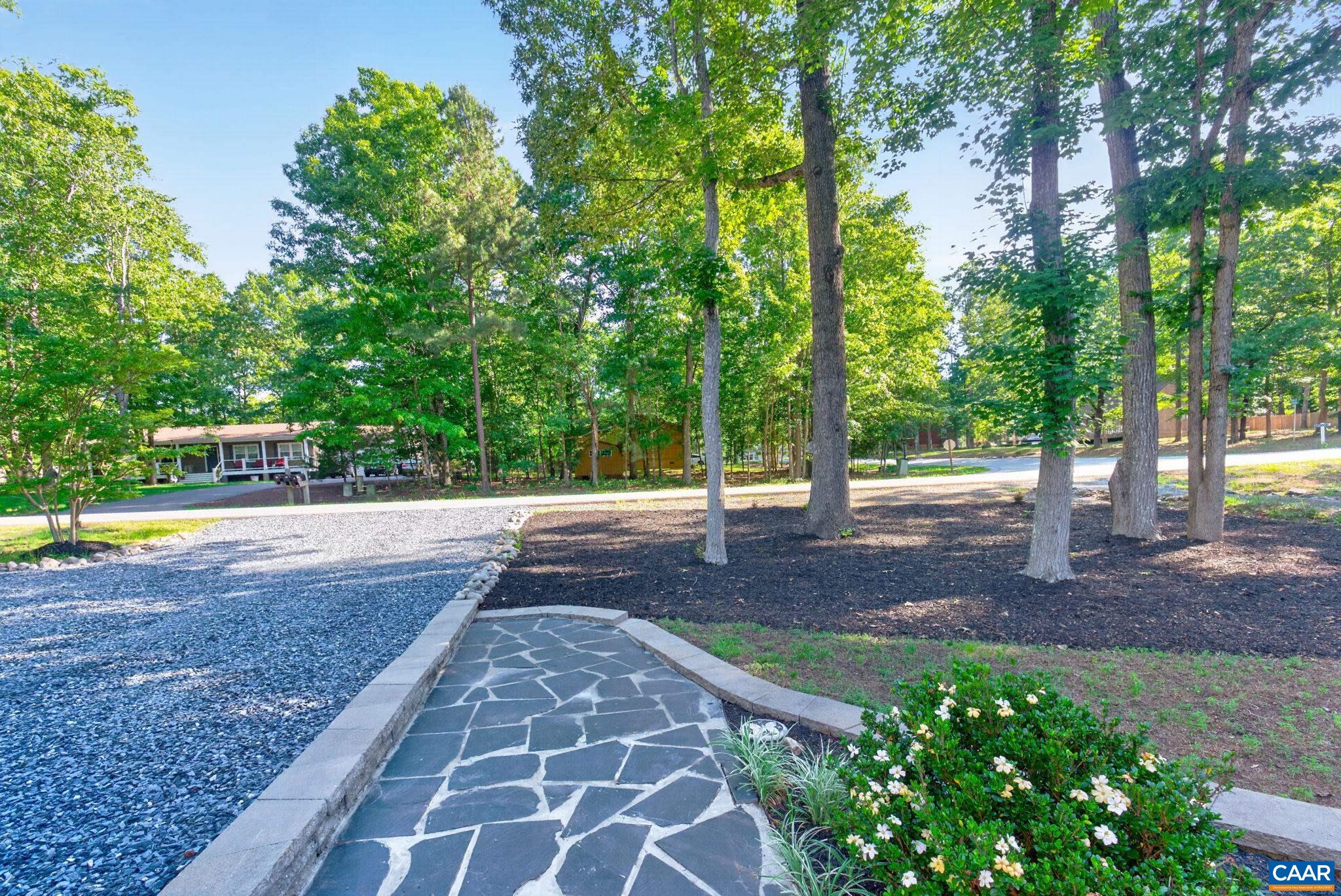 137 JEFFERSON DR, PALMYRA, Virginia 22963, 3 Bedrooms Bedrooms, ,2 BathroomsBathrooms,Residential,137 JEFFERSON DR,677817 MLS # 677817