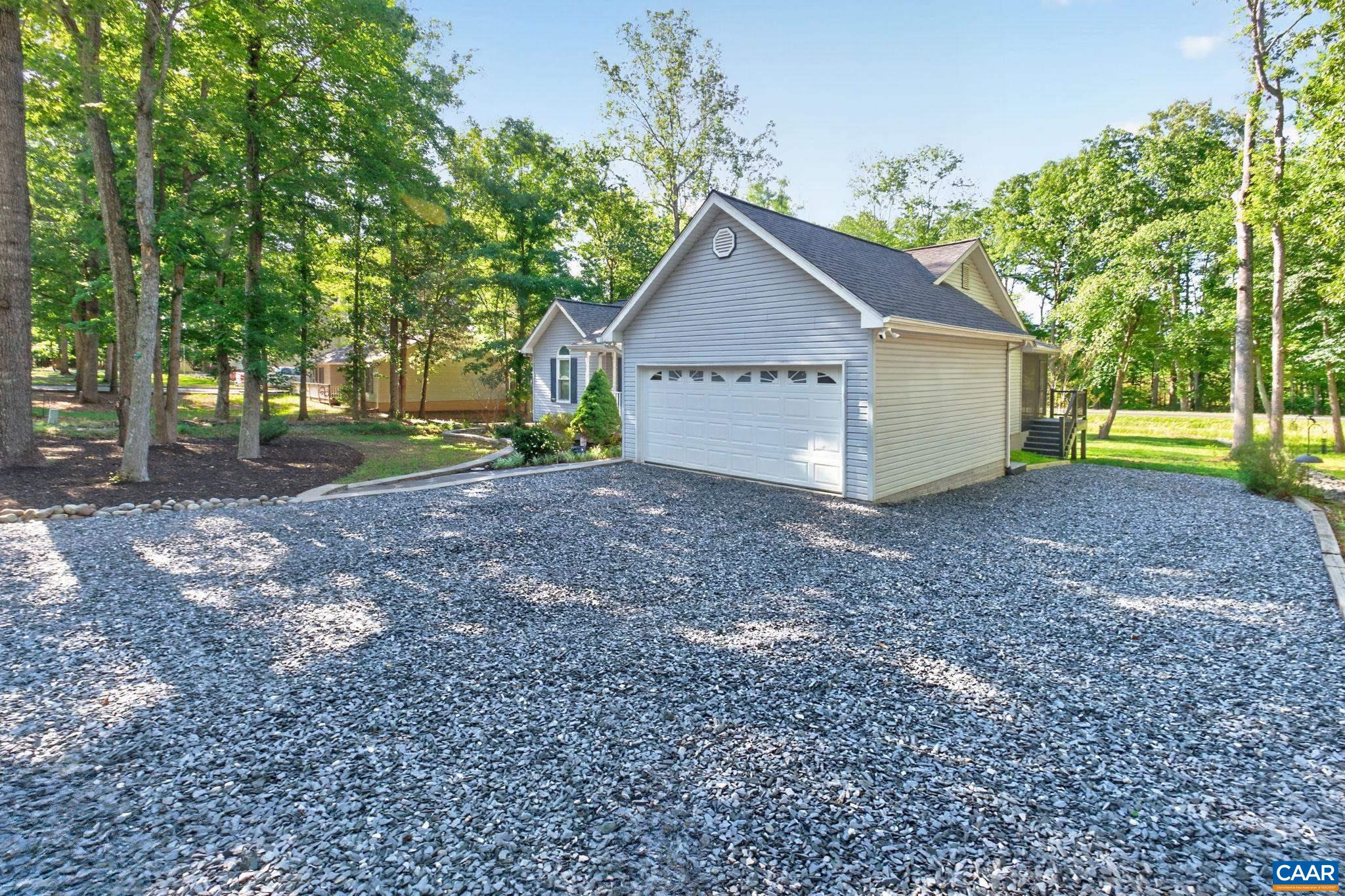 137 JEFFERSON DR, PALMYRA, Virginia 22963, 3 Bedrooms Bedrooms, ,2 BathroomsBathrooms,Residential,137 JEFFERSON DR,677817 MLS # 677817