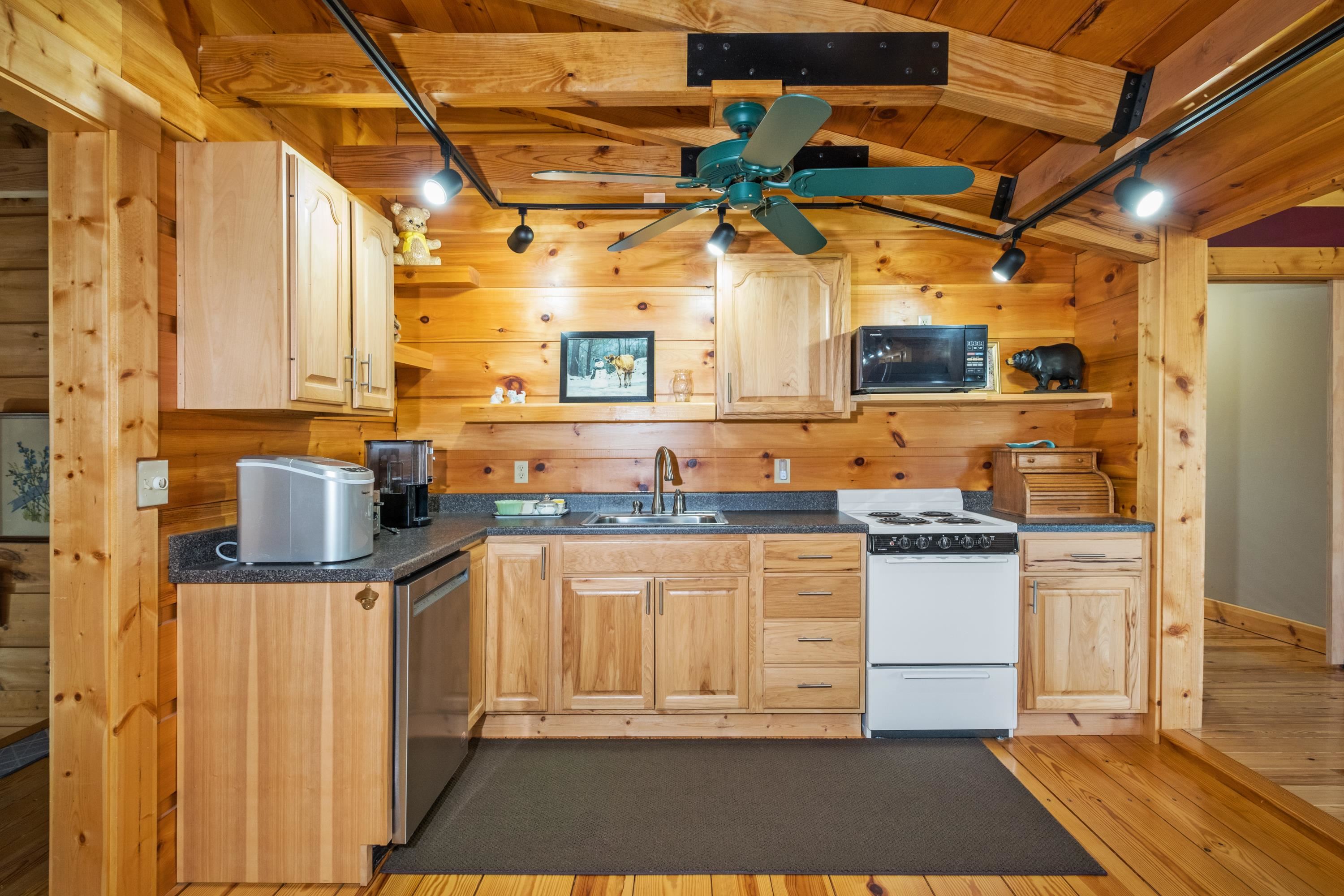 14238 PLAINS MILL RD, TIMBERVILLE, Virginia 22853, 3 Bedrooms Bedrooms, ,4 BathroomsBathrooms,Residential,14238 PLAINS MILL RD,681073 MLS # 681073 14238 PLAINS MILL RD, TIMBERVILLE, Virginia 22853, 3 Bedrooms Bedrooms, ,4 BathroomsBathrooms,Residential,14238 PLAINS MILL RD,681073 MLS # 681073