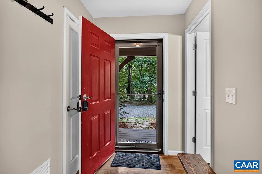 27 PEDLARS END, WINTERGREEN RESORT, Virginia 22967, 3 Bedrooms Bedrooms, ,2 BathroomsBathrooms,Residential,27 PEDLARS END,681076 MLS # 681076