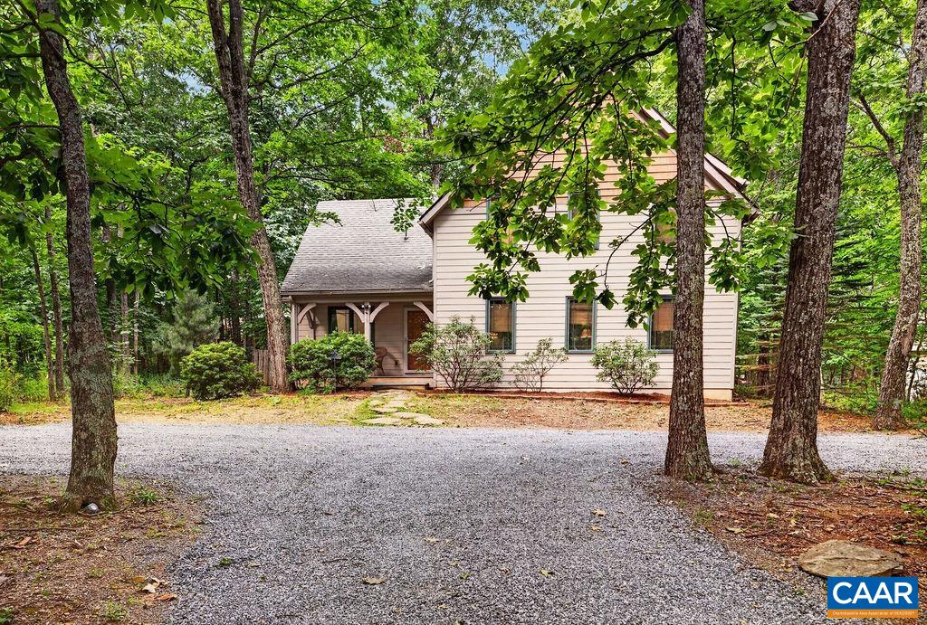 27 PEDLARS END, WINTERGREEN RESORT, Virginia 22967, 3 Bedrooms Bedrooms, ,2 BathroomsBathrooms,Residential,27 PEDLARS END,681076 MLS # 681076