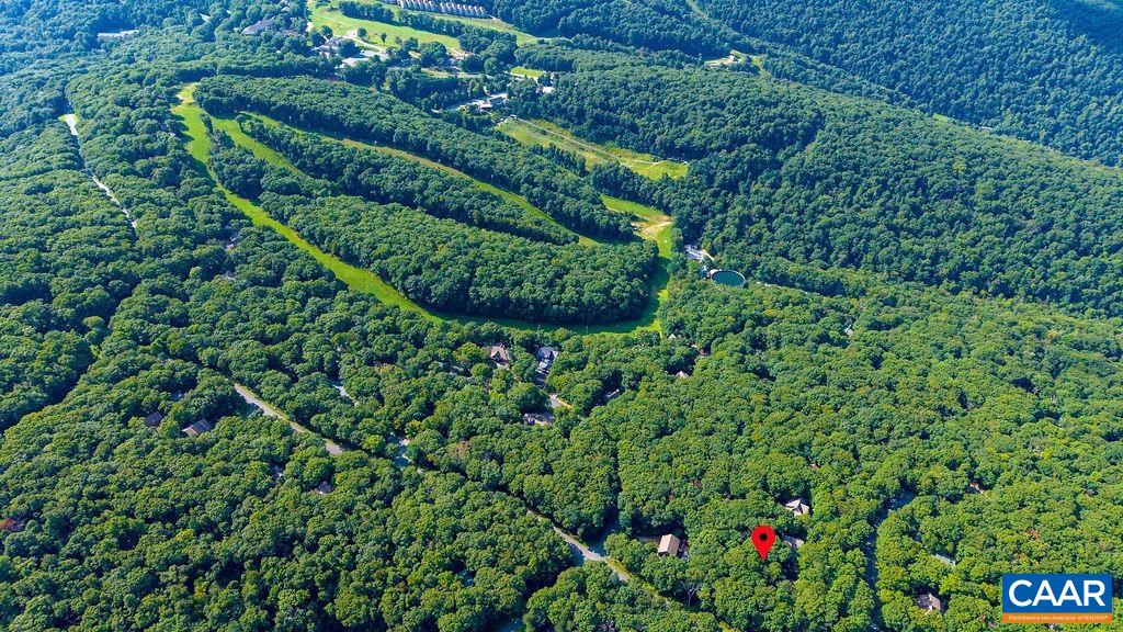 27 PEDLARS END, WINTERGREEN RESORT, Virginia 22967, 3 Bedrooms Bedrooms, ,2 BathroomsBathrooms,Residential,27 PEDLARS END,681076 MLS # 681076