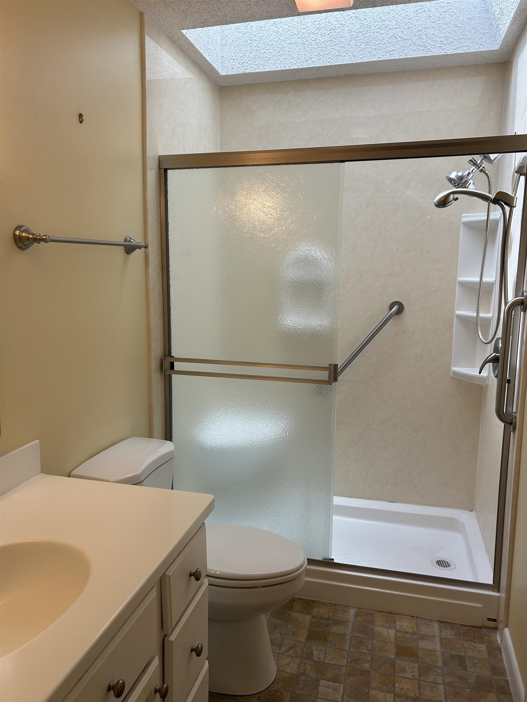 24 SHANNON PL, STAUNTON, Virginia 24401, 3 Bedrooms Bedrooms, ,2 BathroomsBathrooms,Residential,24 SHANNON PL,681079 MLS # 681079