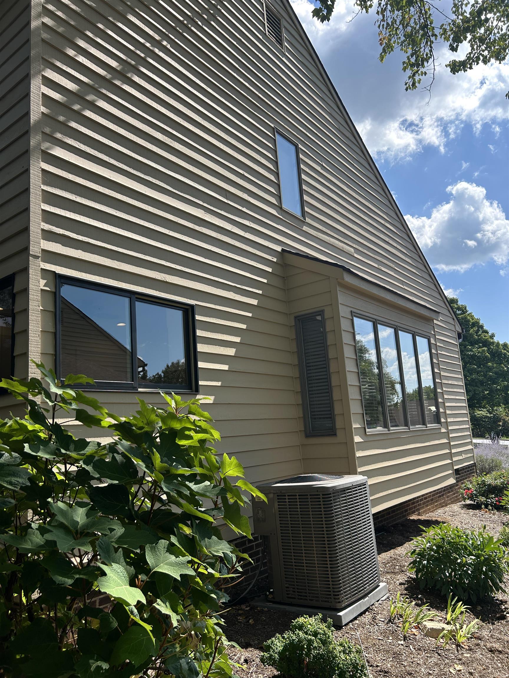 24 SHANNON PL, STAUNTON, Virginia 24401, 3 Bedrooms Bedrooms, ,2 BathroomsBathrooms,Residential,24 SHANNON PL,681079 MLS # 681079