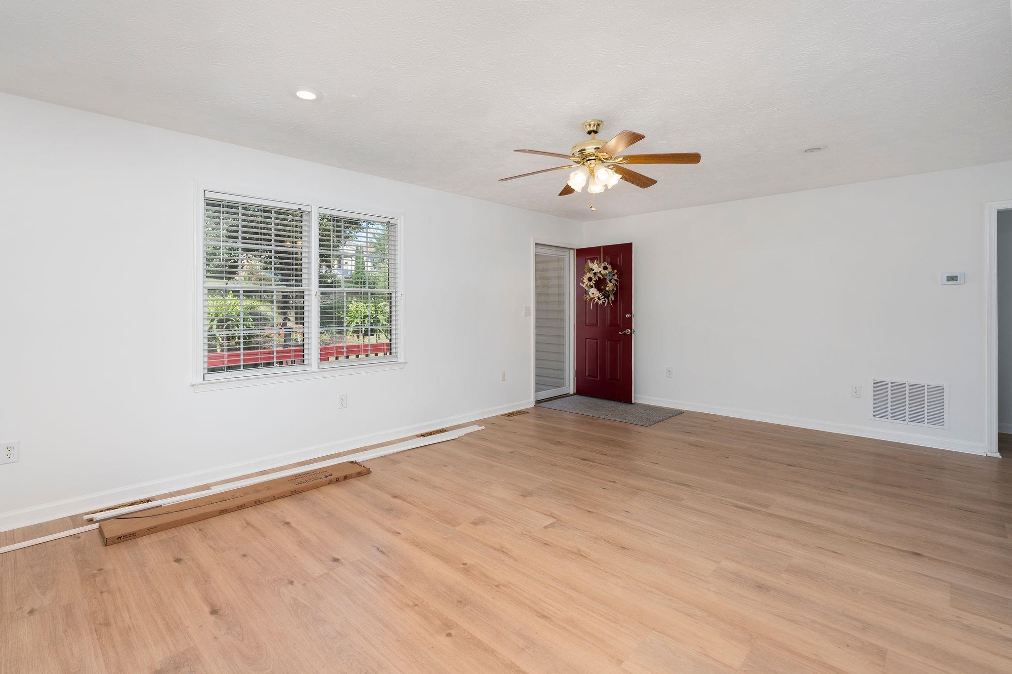 521 MARIAN PL, STAUNTON, Virginia 24401, 4 Bedrooms Bedrooms, ,2 BathroomsBathrooms,Residential,521 MARIAN PL,681080 MLS # 681080