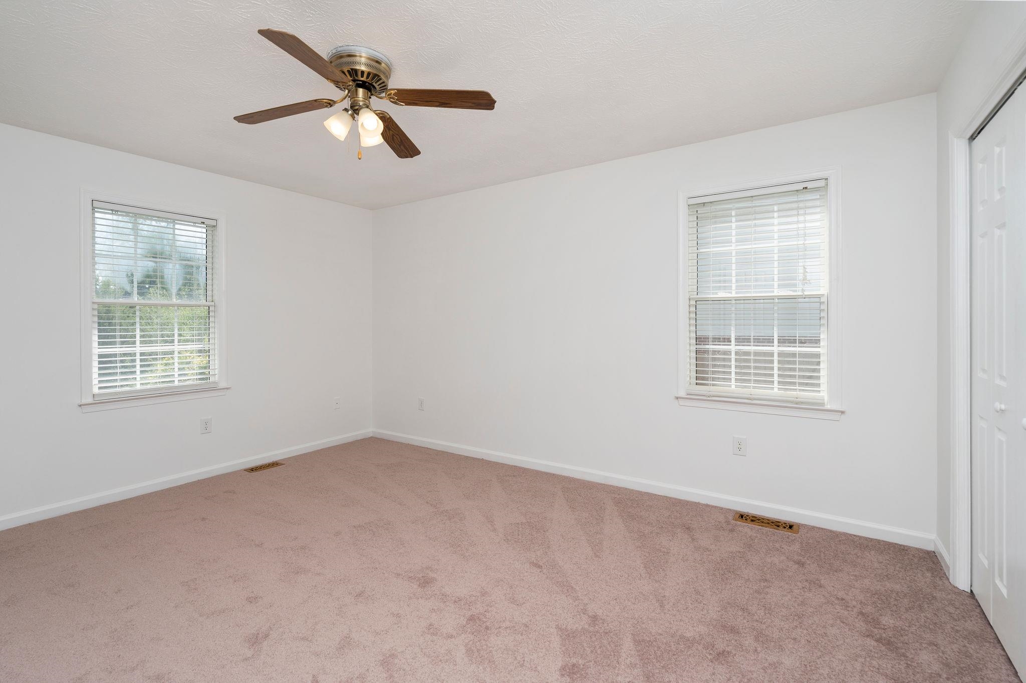521 MARIAN PL, STAUNTON, Virginia 24401, 4 Bedrooms Bedrooms, ,2 BathroomsBathrooms,Residential,521 MARIAN PL,681080 MLS # 681080
